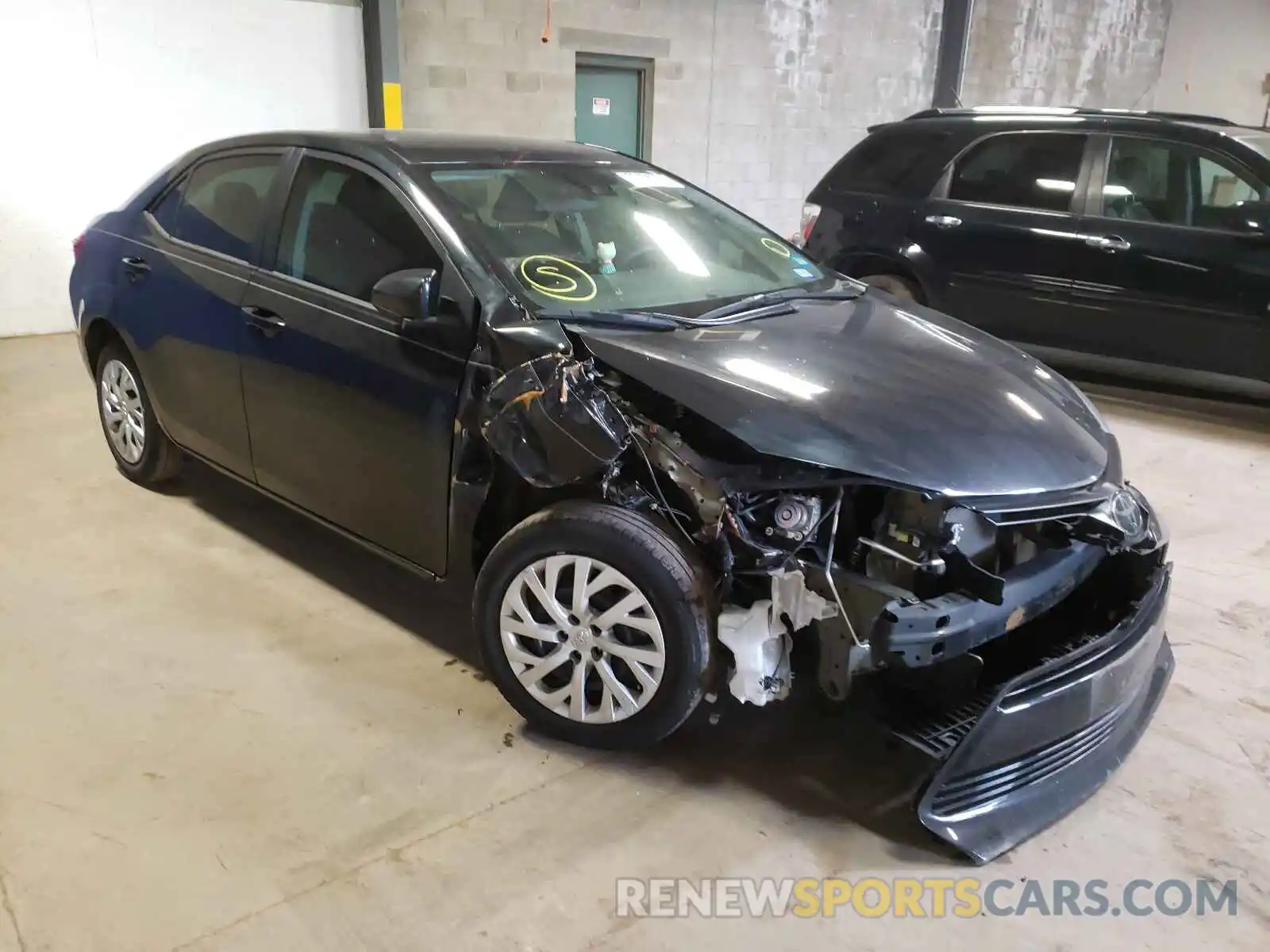 1 Photograph of a damaged car 5YFBURHE1KP946098 TOYOTA COROLLA 2019