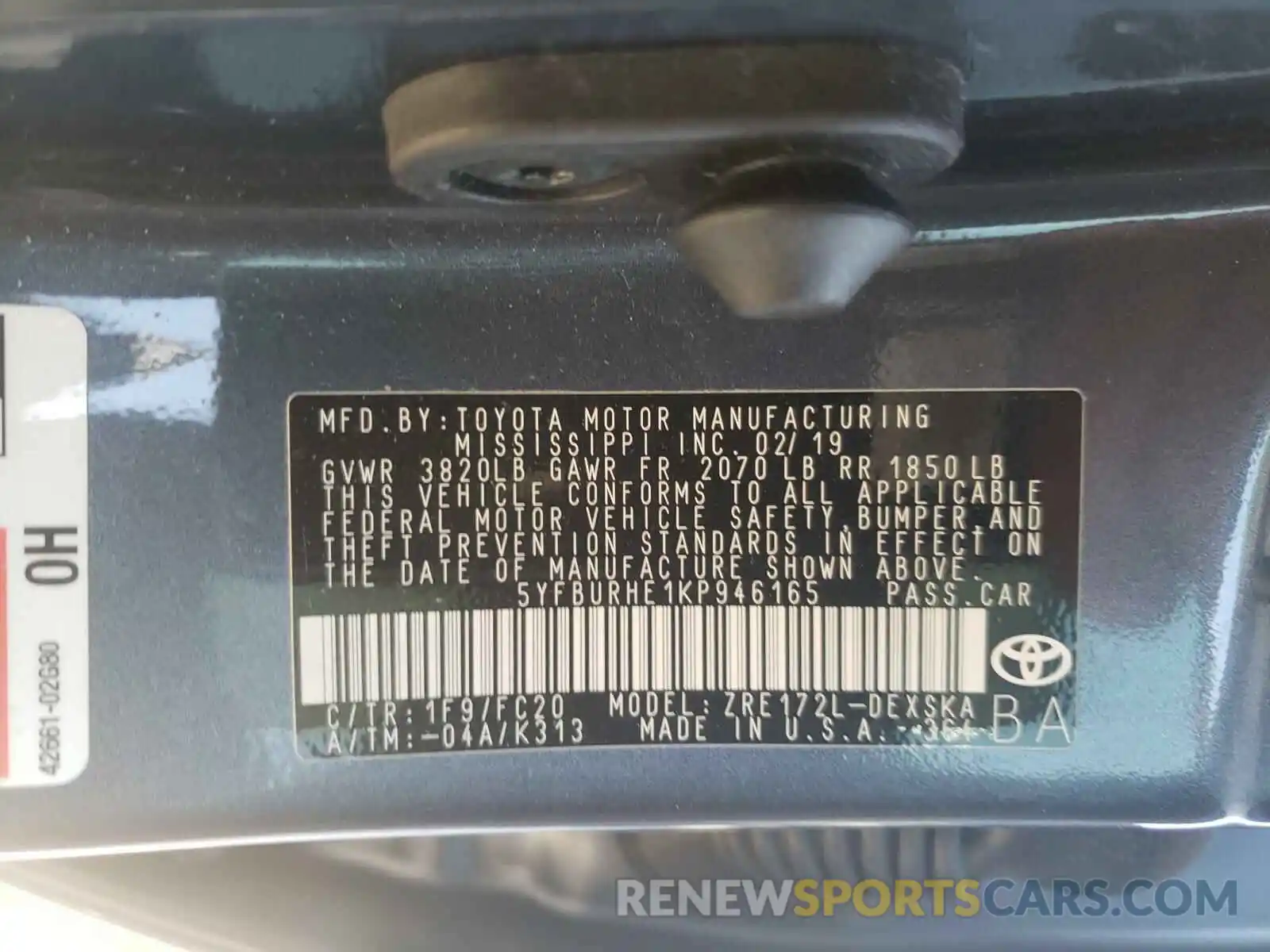 10 Photograph of a damaged car 5YFBURHE1KP946165 TOYOTA COROLLA 2019