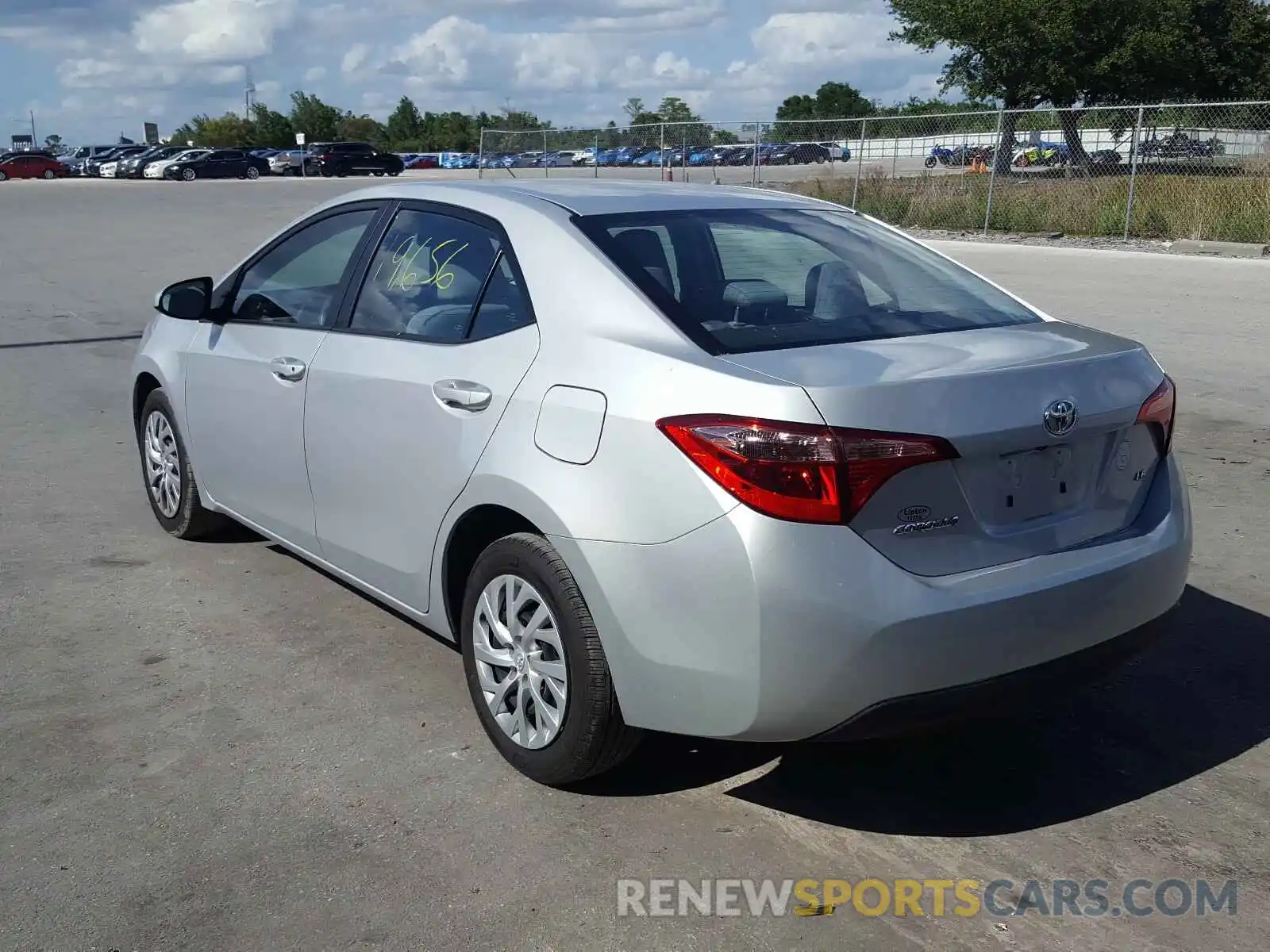 3 Photograph of a damaged car 5YFBURHE1KP946747 TOYOTA COROLLA 2019