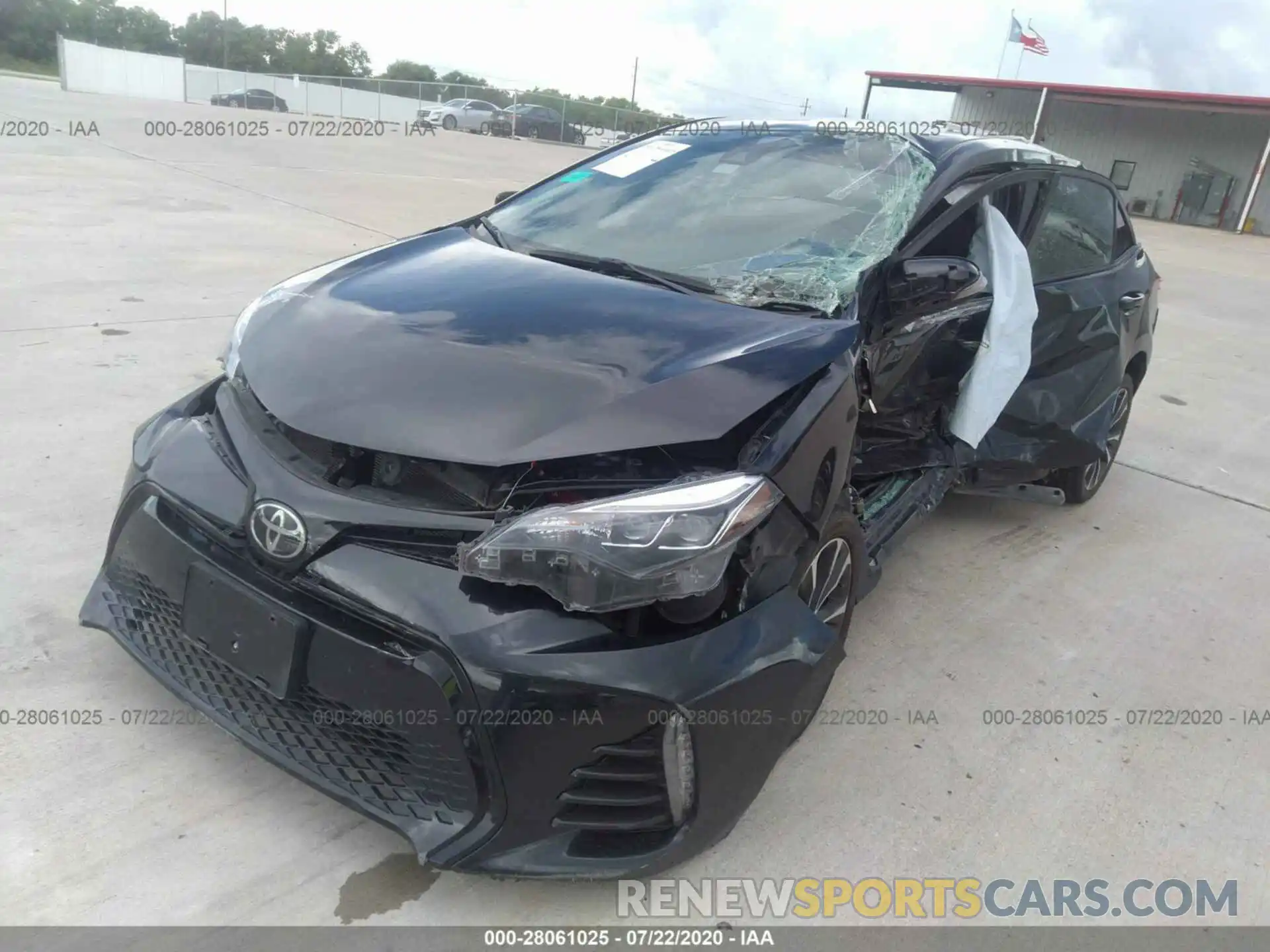 2 Photograph of a damaged car 5YFBURHE1KP946991 TOYOTA COROLLA 2019