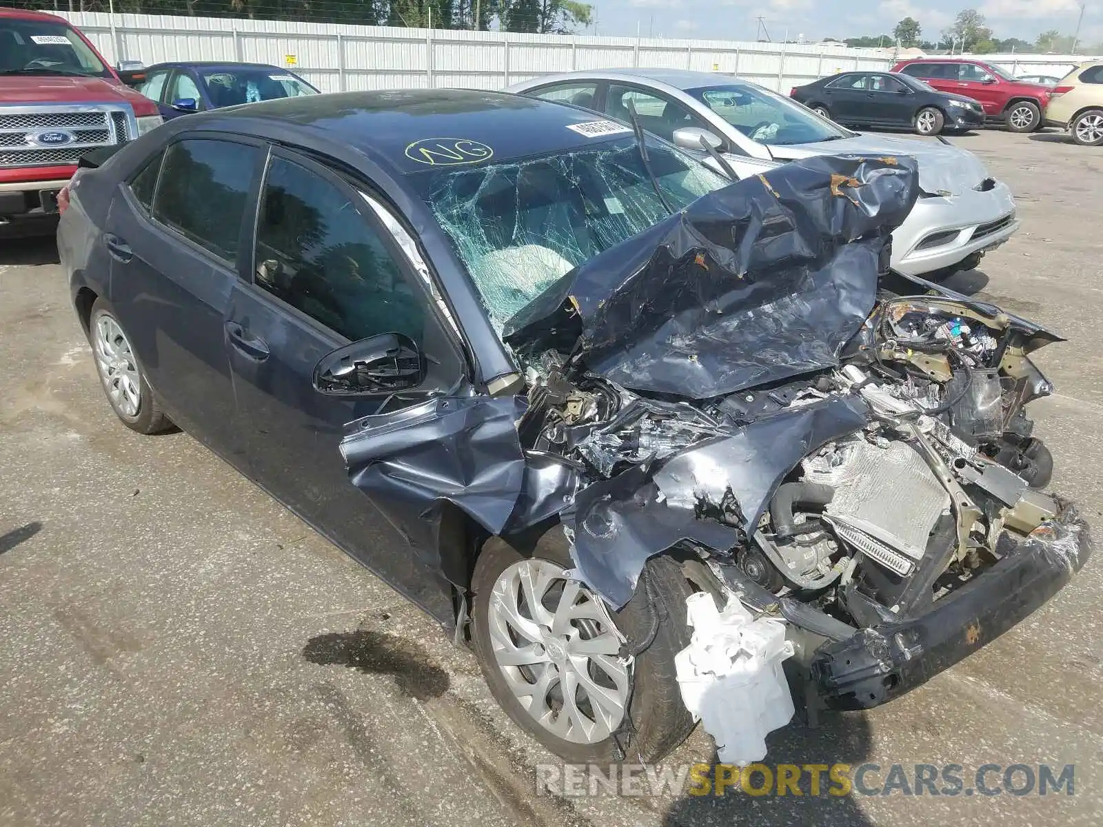 1 Photograph of a damaged car 5YFBURHE1KP947266 TOYOTA COROLLA 2019