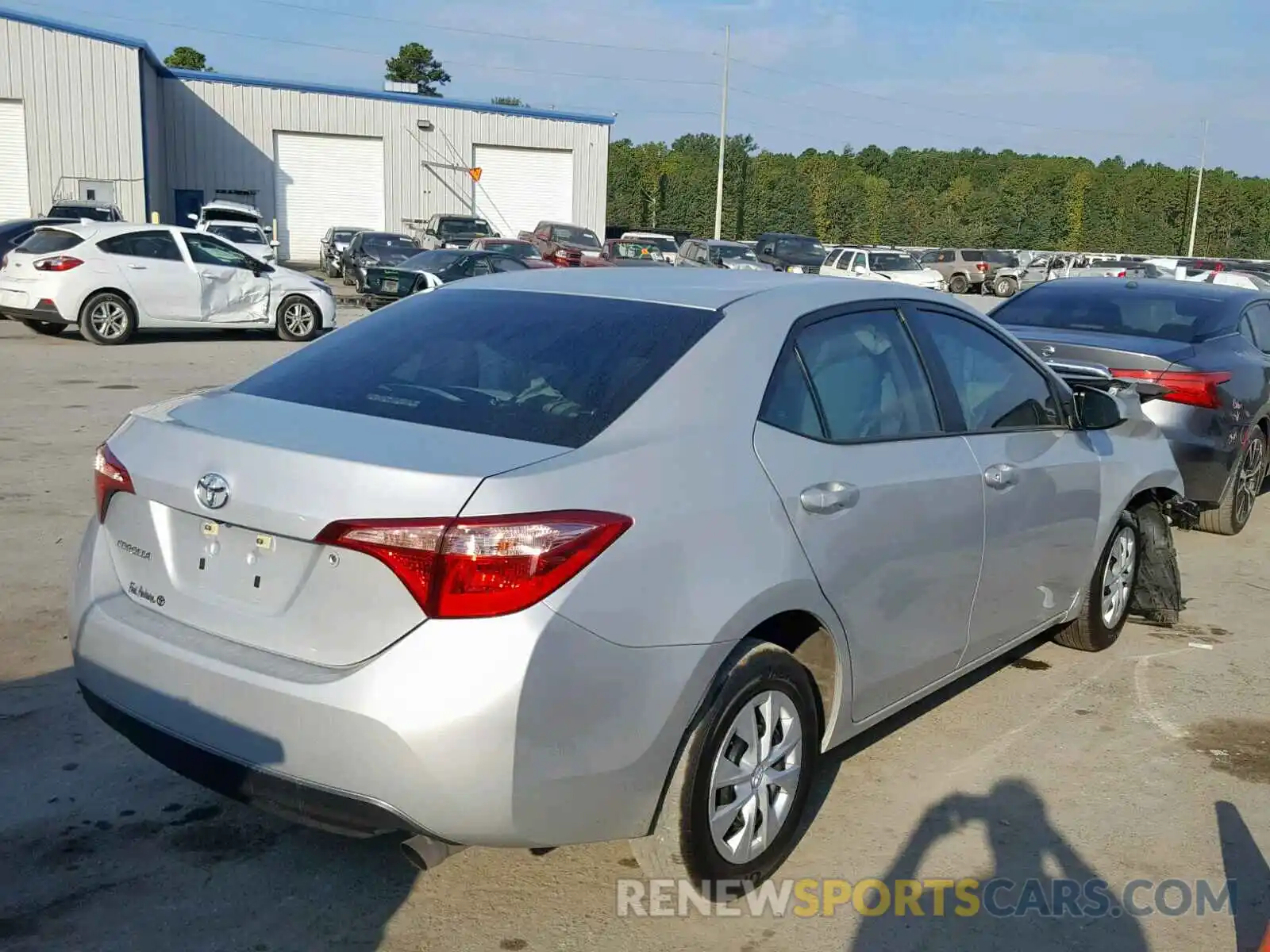 4 Photograph of a damaged car 5YFBURHE1KP948028 TOYOTA COROLLA 2019