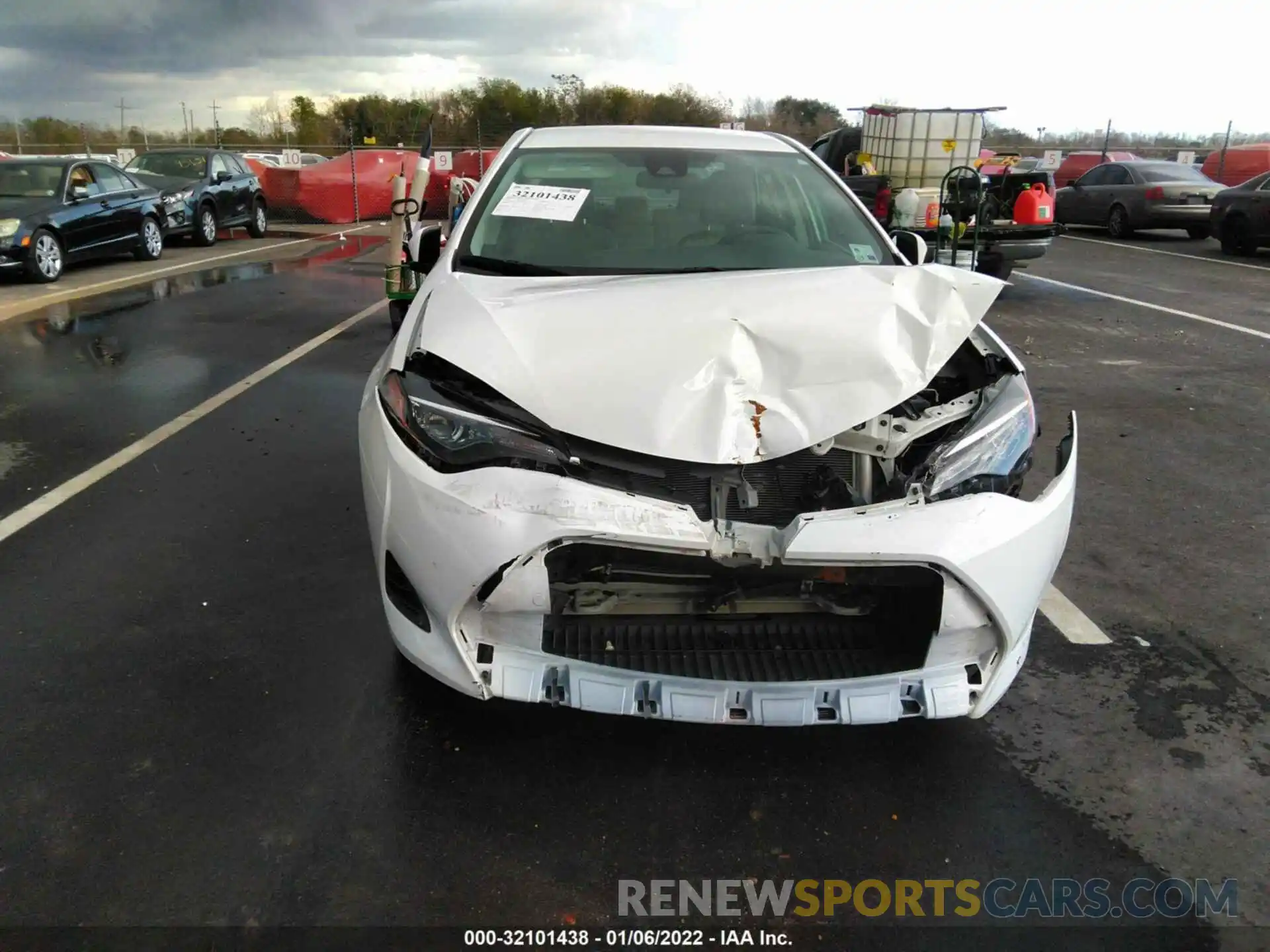 6 Photograph of a damaged car 5YFBURHE1KP948658 TOYOTA COROLLA 2019