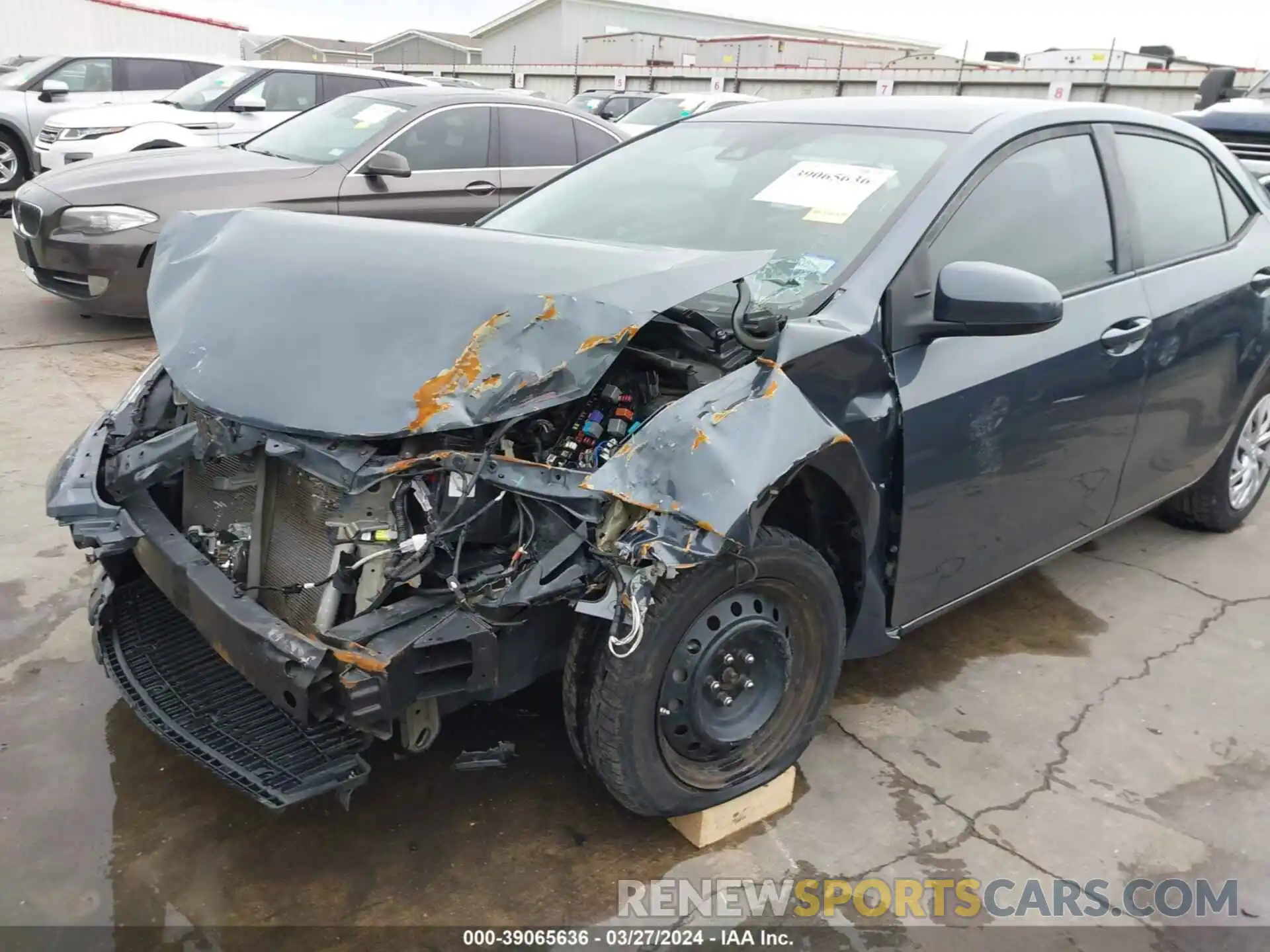 6 Photograph of a damaged car 5YFBURHE1KP949356 TOYOTA COROLLA 2019