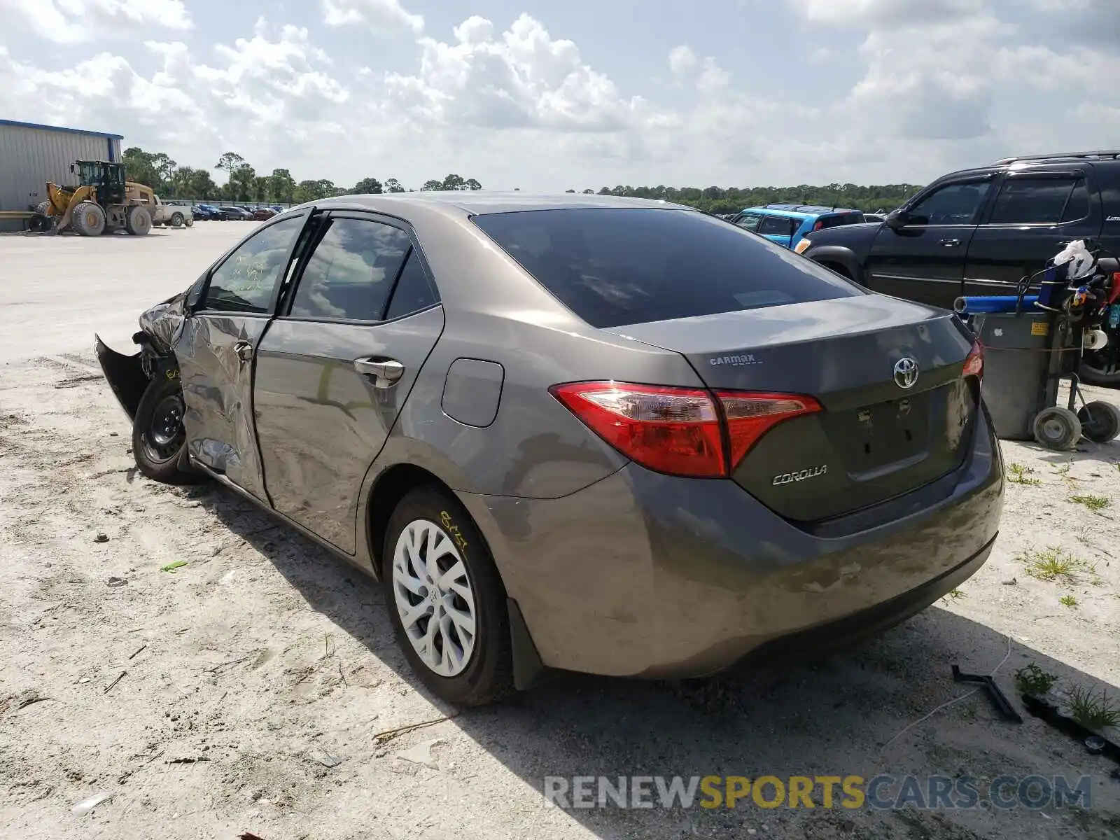 3 Photograph of a damaged car 5YFBURHE1KP949714 TOYOTA COROLLA 2019