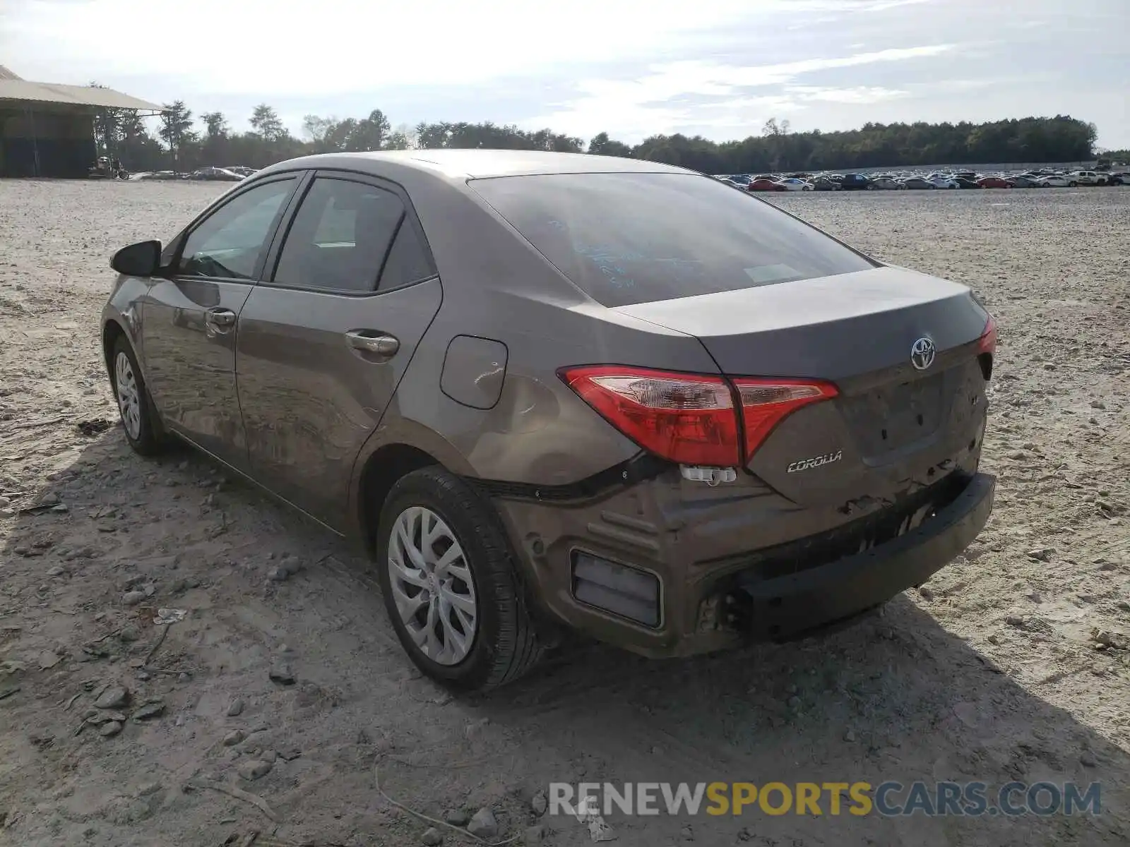 3 Photograph of a damaged car 5YFBURHE2KP858208 TOYOTA COROLLA 2019