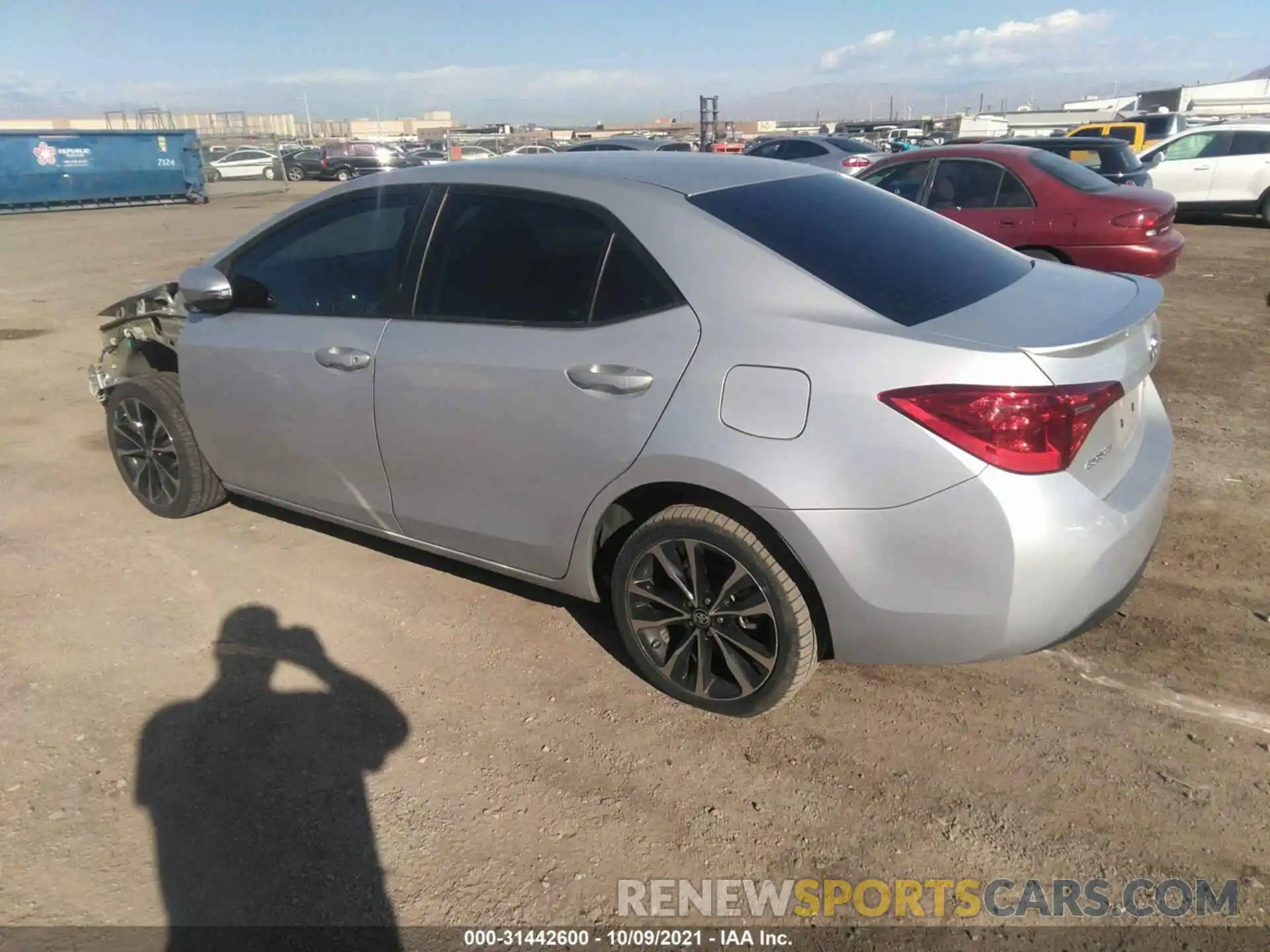 3 Photograph of a damaged car 5YFBURHE2KP858824 TOYOTA COROLLA 2019