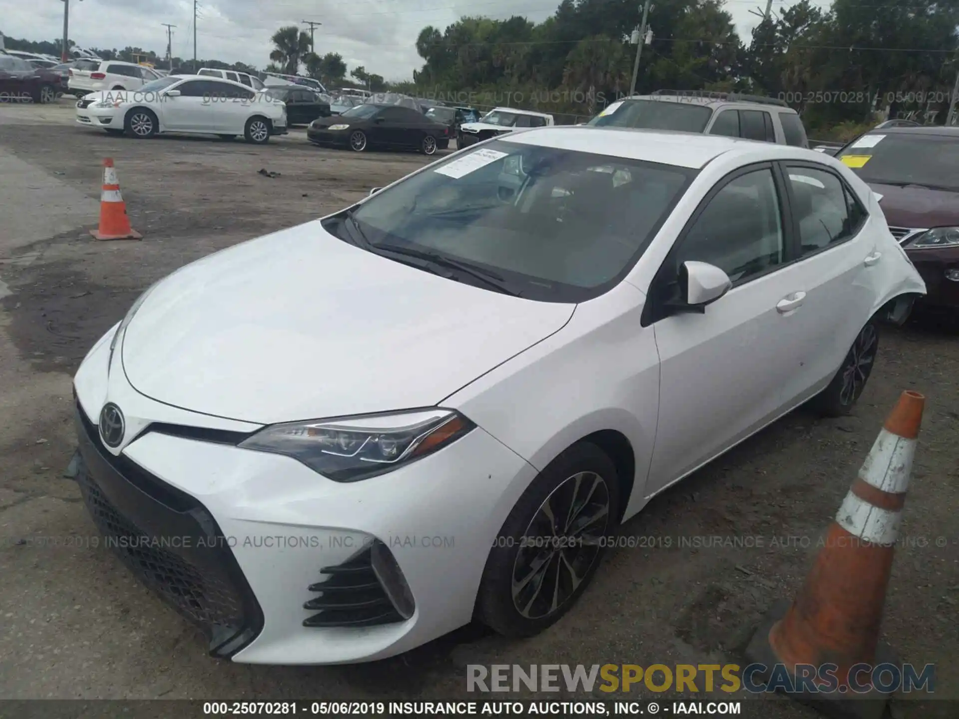 2 Photograph of a damaged car 5YFBURHE2KP859312 TOYOTA COROLLA 2019