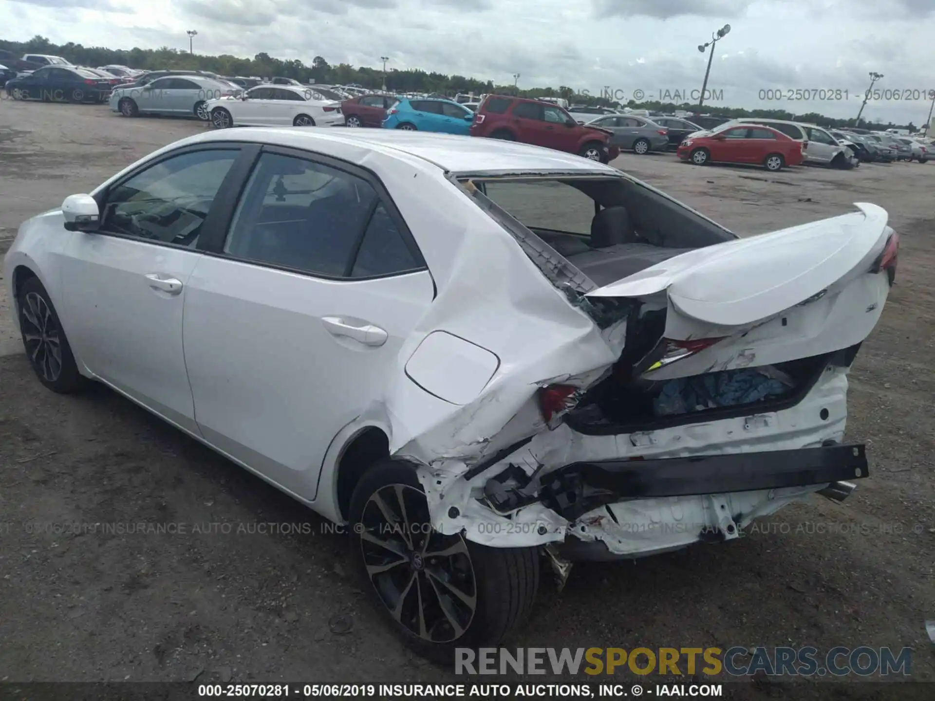 3 Photograph of a damaged car 5YFBURHE2KP859312 TOYOTA COROLLA 2019