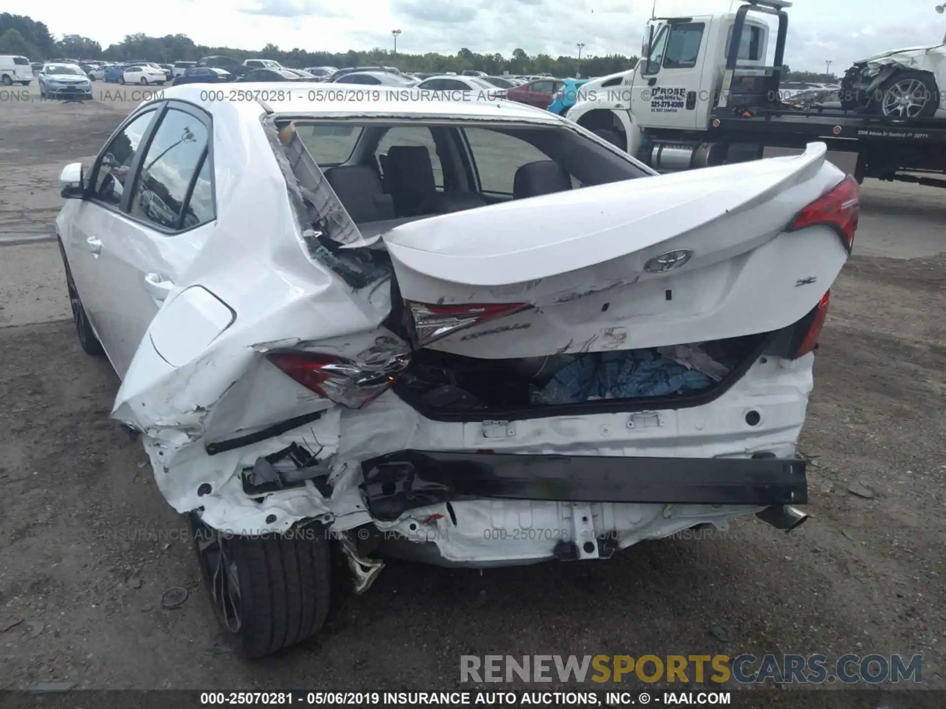 6 Photograph of a damaged car 5YFBURHE2KP859312 TOYOTA COROLLA 2019