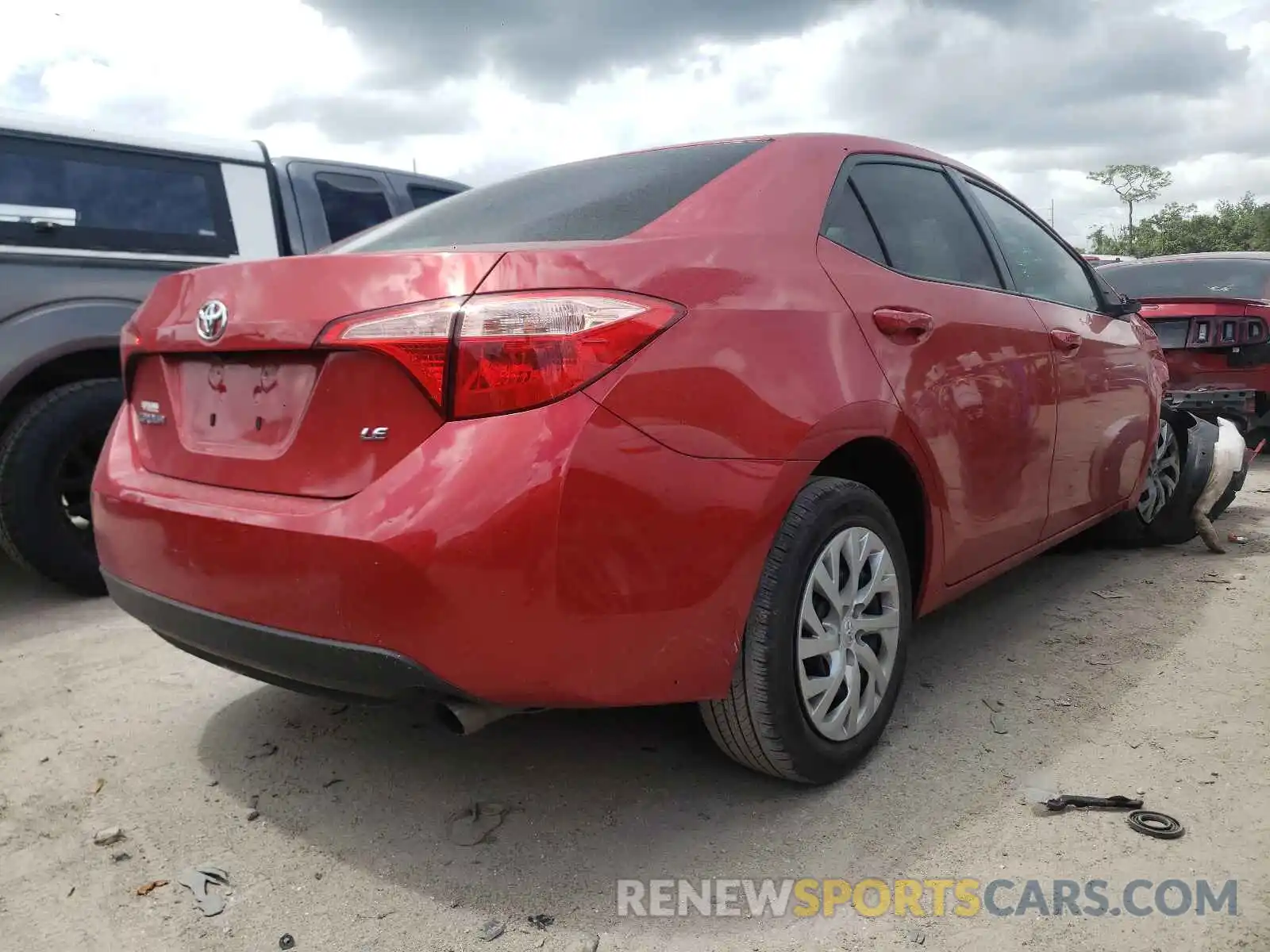 4 Photograph of a damaged car 5YFBURHE2KP859598 TOYOTA COROLLA 2019