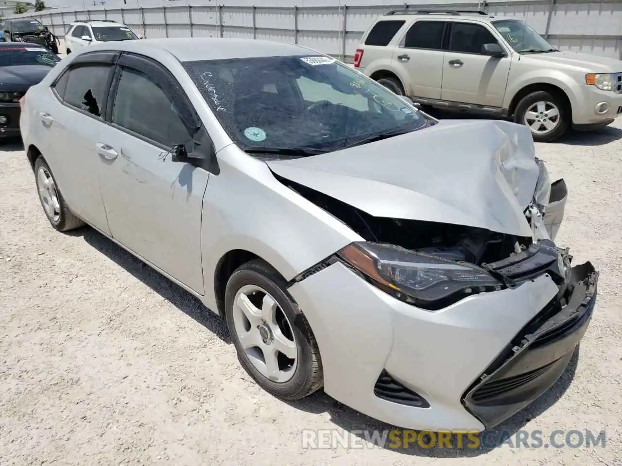 1 Photograph of a damaged car 5YFBURHE2KP859875 TOYOTA COROLLA 2019