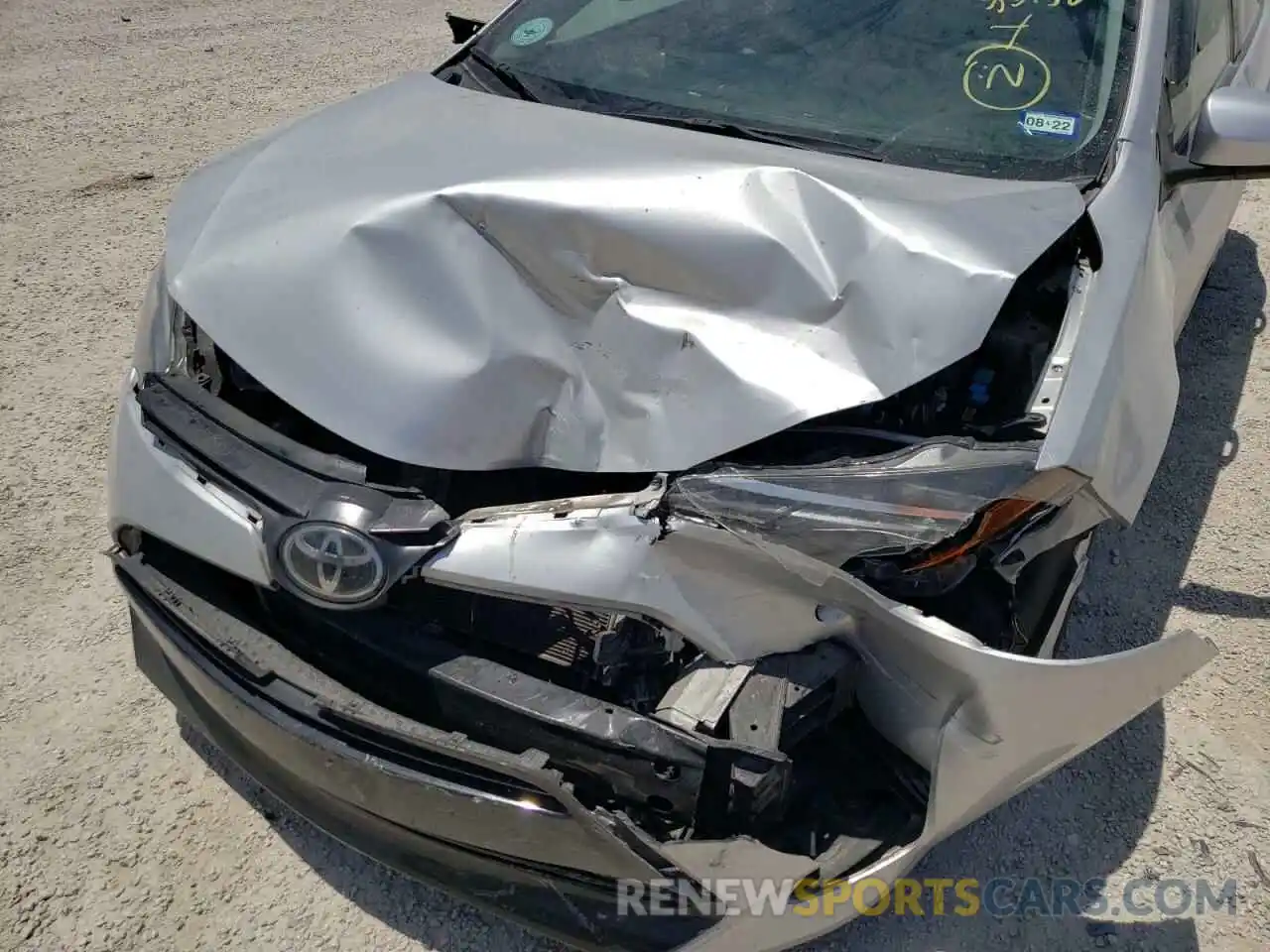 9 Photograph of a damaged car 5YFBURHE2KP859875 TOYOTA COROLLA 2019