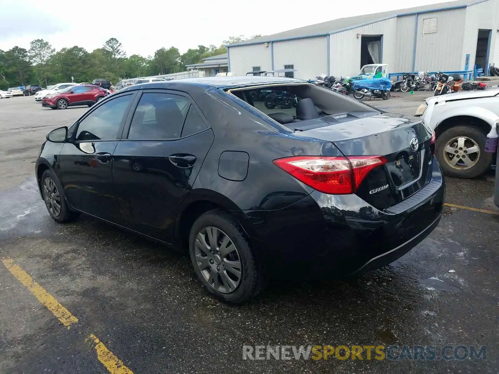 3 Photograph of a damaged car 5YFBURHE2KP861027 TOYOTA COROLLA 2019