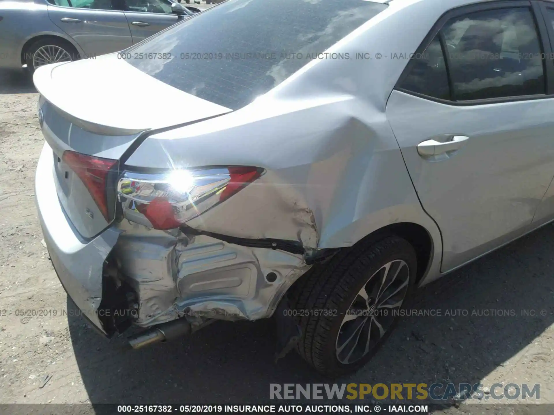 6 Photograph of a damaged car 5YFBURHE2KP861402 TOYOTA COROLLA 2019