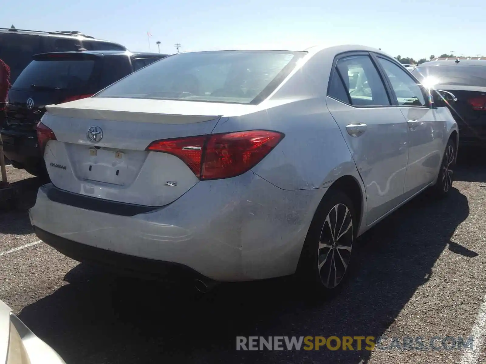 4 Photograph of a damaged car 5YFBURHE2KP861738 TOYOTA COROLLA 2019