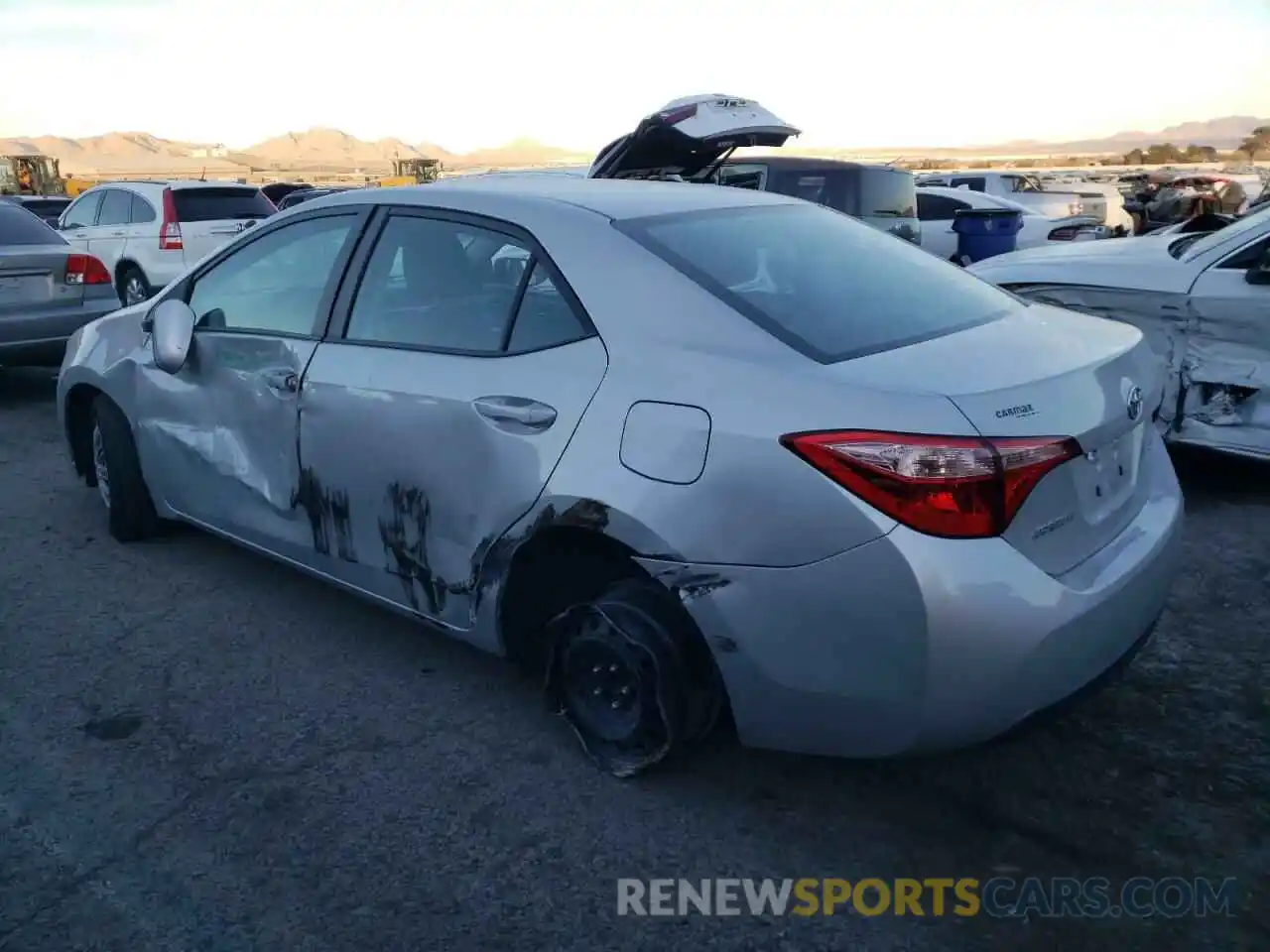 2 Photograph of a damaged car 5YFBURHE2KP862050 TOYOTA COROLLA 2019