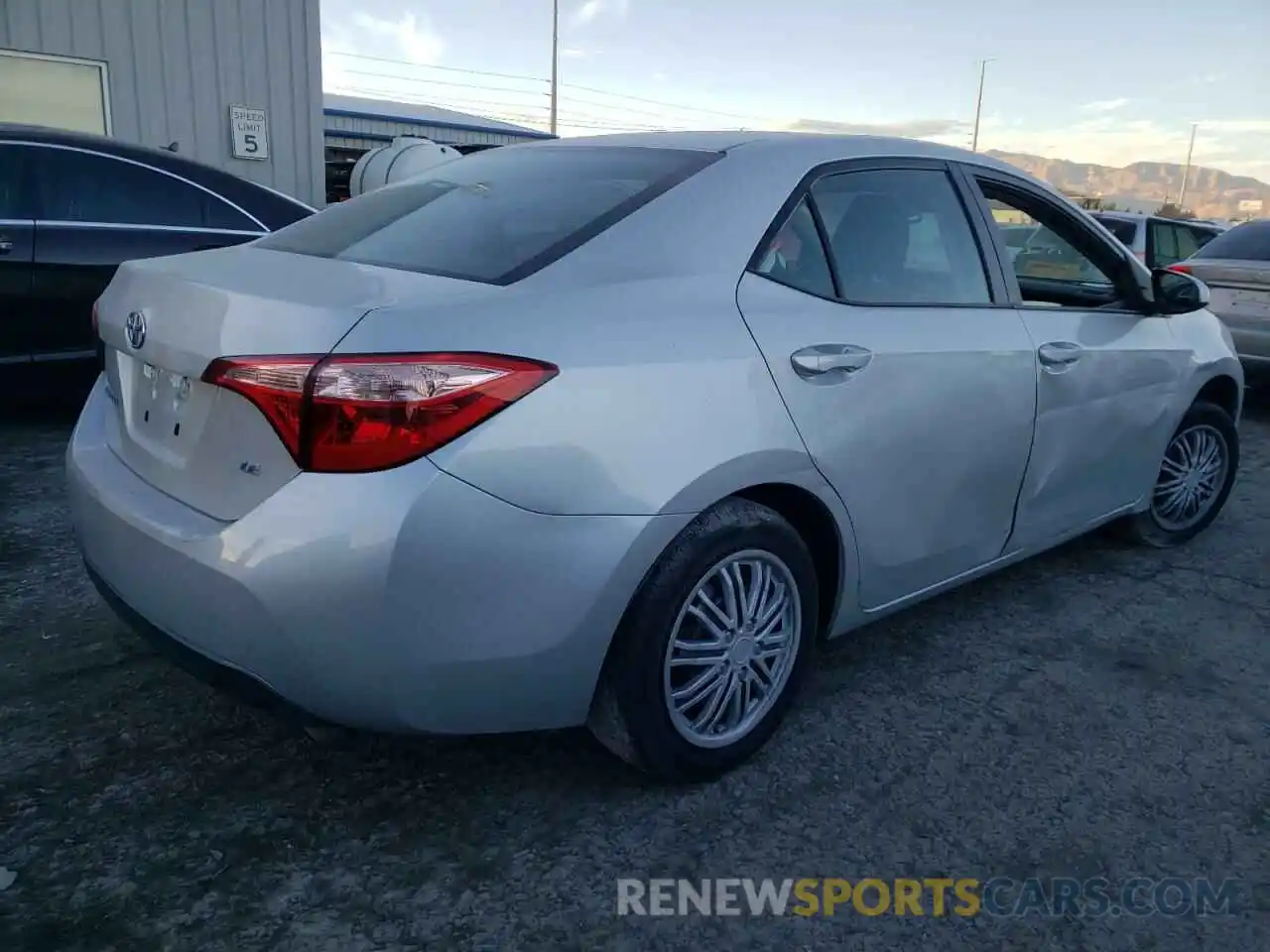 3 Photograph of a damaged car 5YFBURHE2KP862050 TOYOTA COROLLA 2019