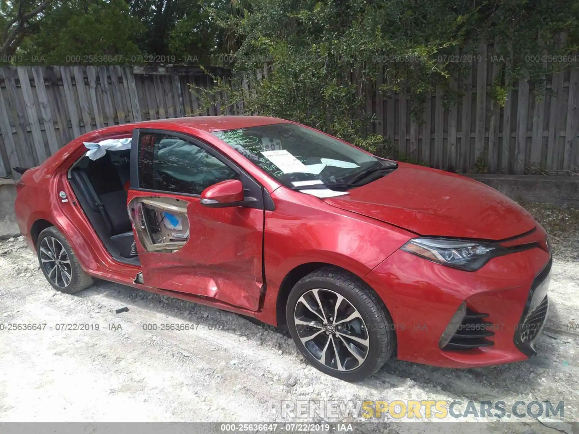 6 Photograph of a damaged car 5YFBURHE2KP862548 TOYOTA COROLLA 2019