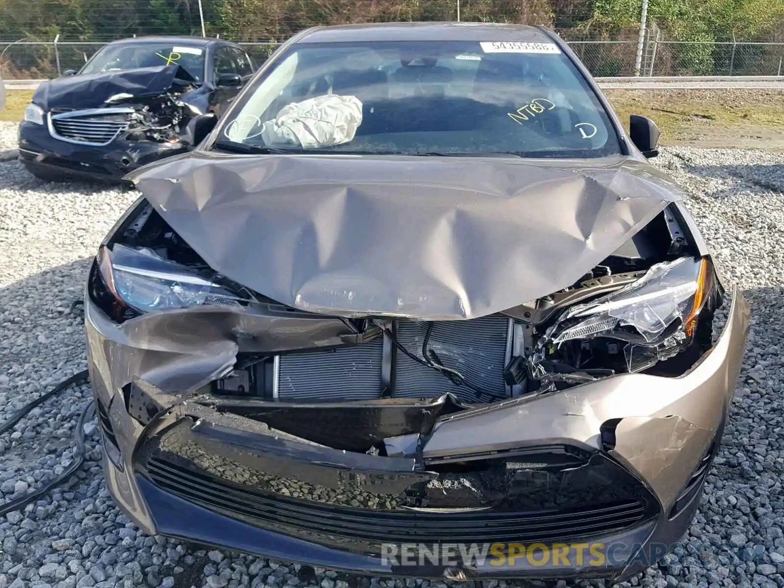 9 Photograph of a damaged car 5YFBURHE2KP862632 TOYOTA COROLLA 2019
