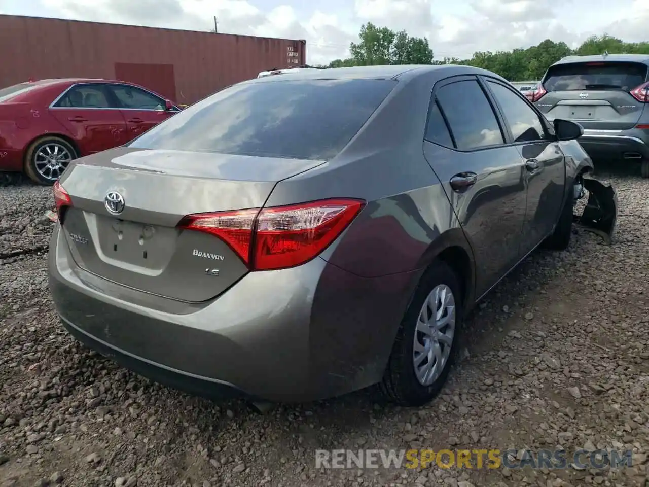 4 Photograph of a damaged car 5YFBURHE2KP863506 TOYOTA COROLLA 2019