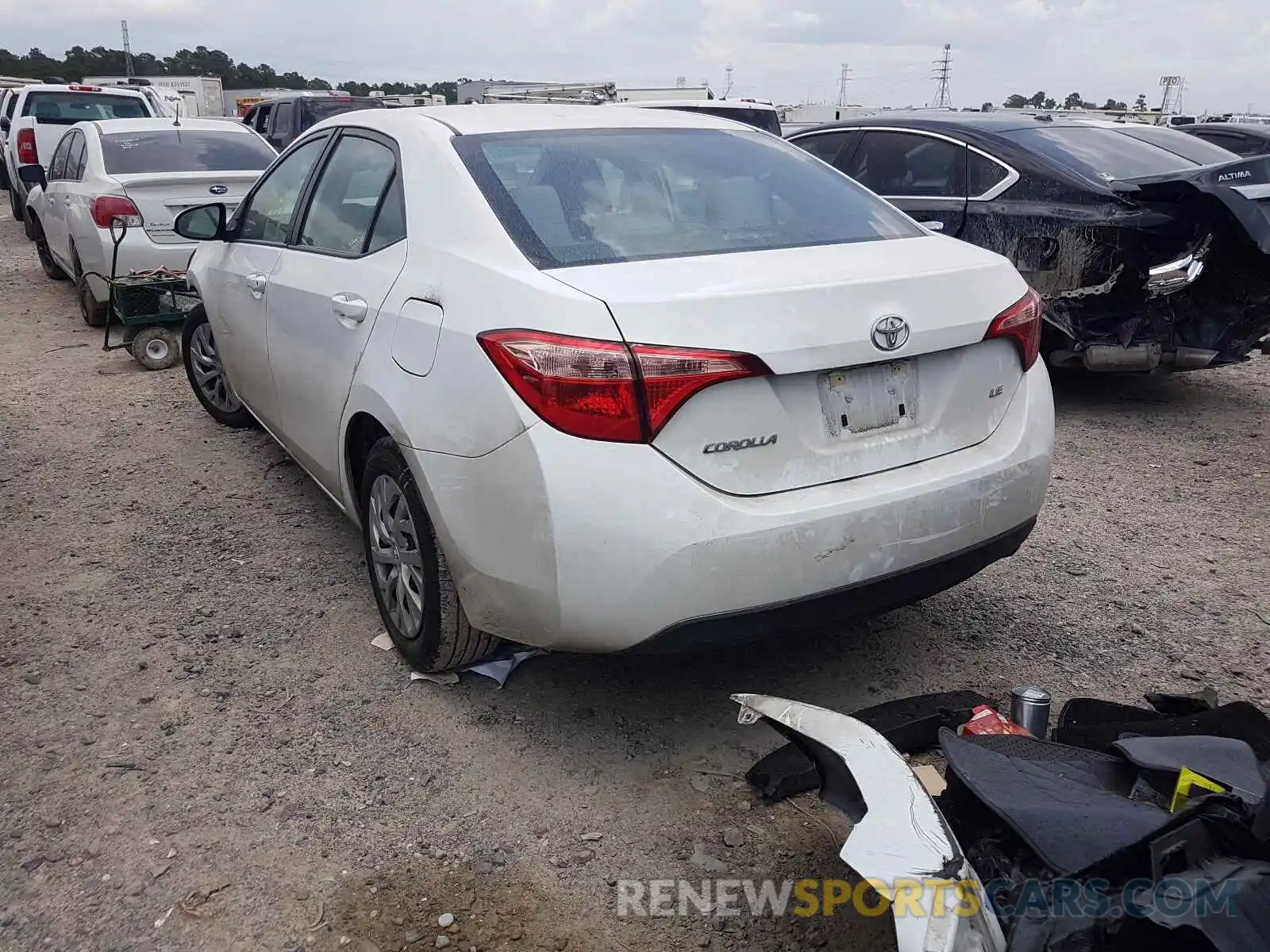 3 Photograph of a damaged car 5YFBURHE2KP864669 TOYOTA COROLLA 2019