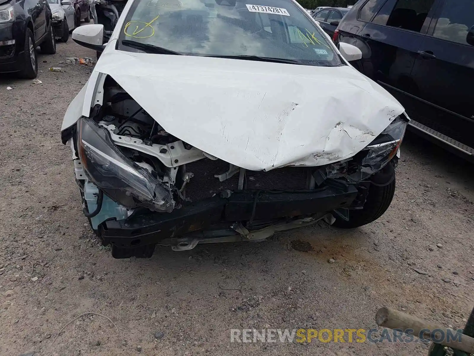 9 Photograph of a damaged car 5YFBURHE2KP864669 TOYOTA COROLLA 2019