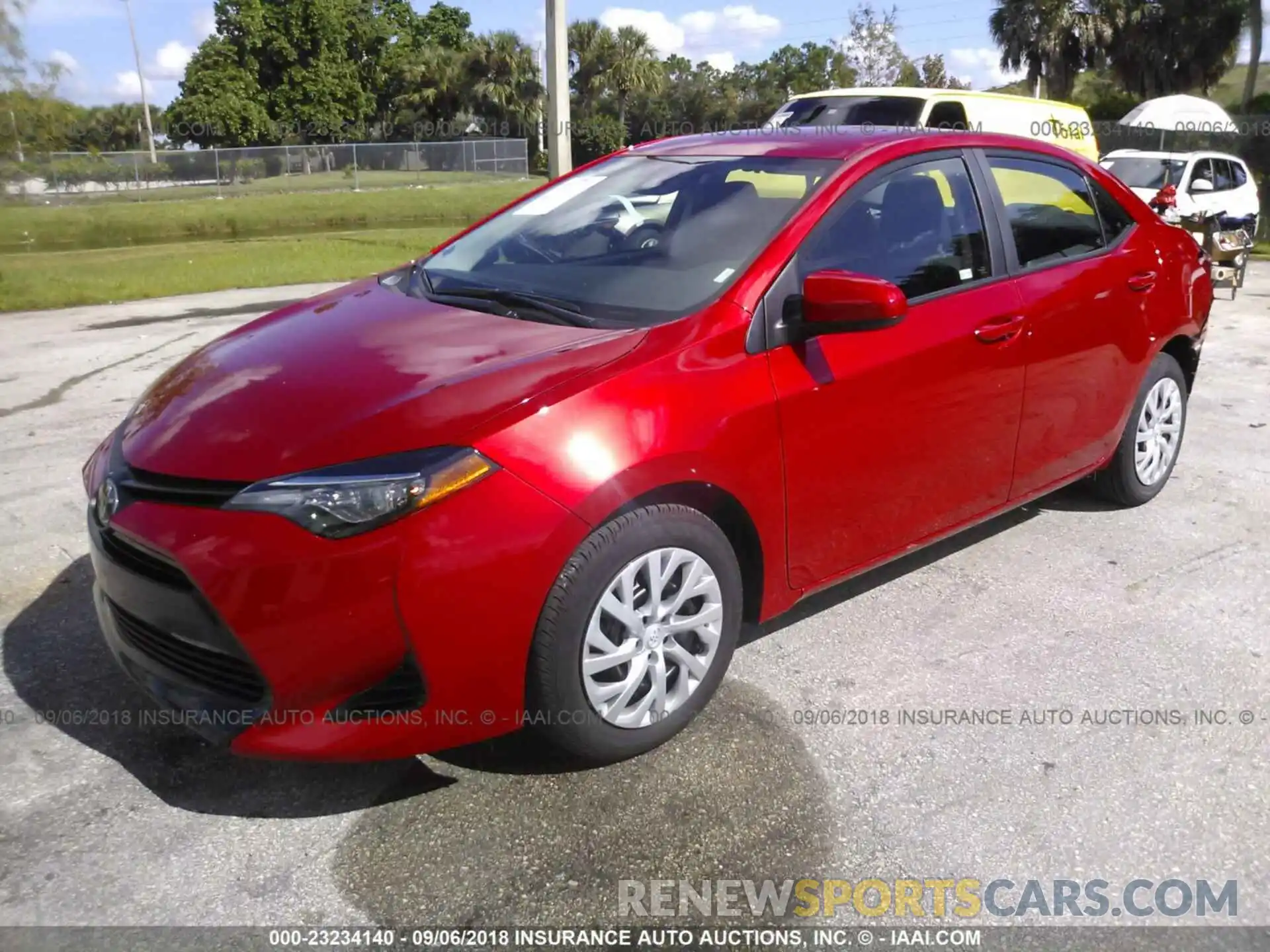 2 Photograph of a damaged car 5YFBURHE2KP864820 Toyota Corolla 2019