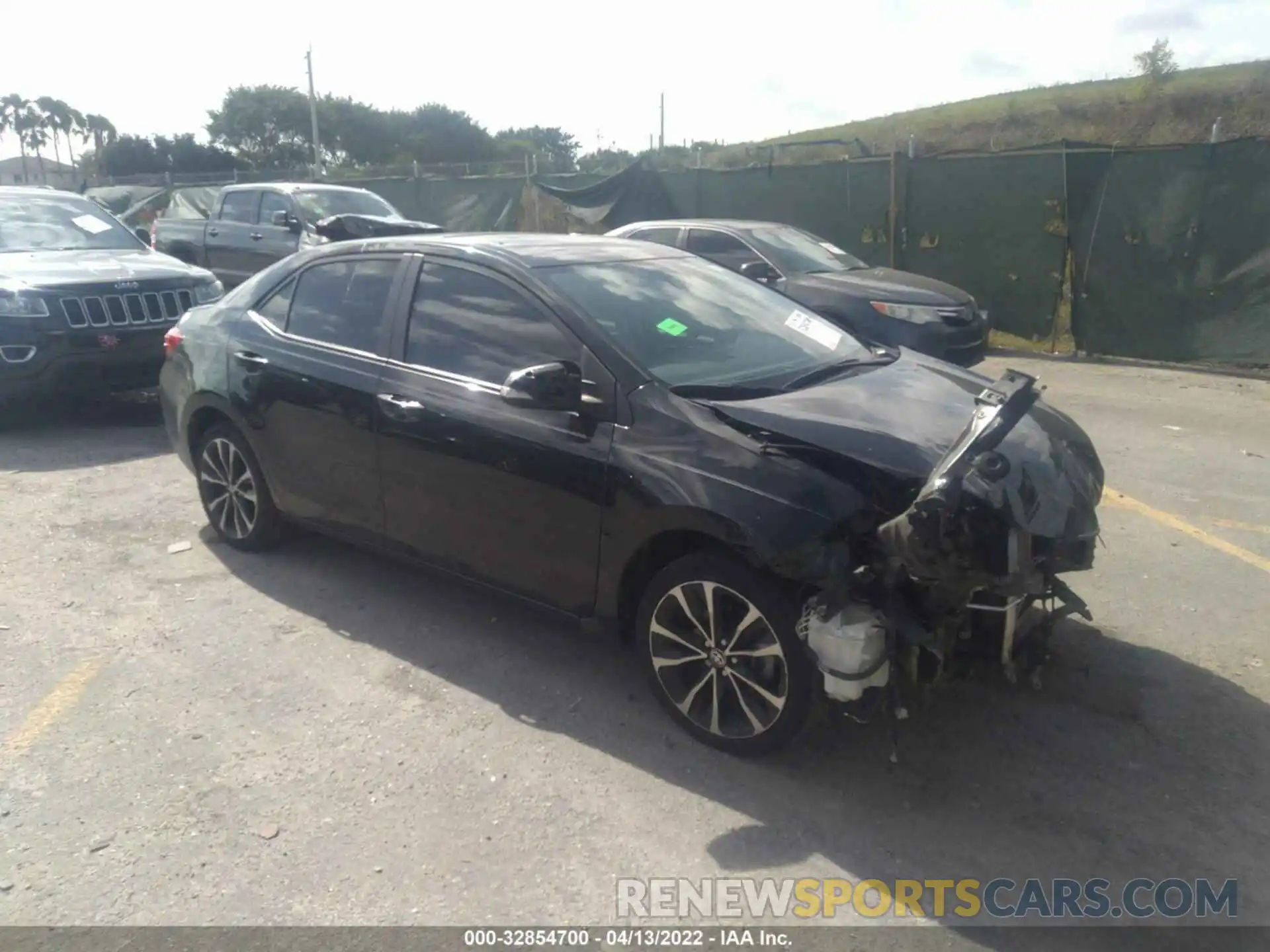 1 Photograph of a damaged car 5YFBURHE2KP865885 TOYOTA COROLLA 2019