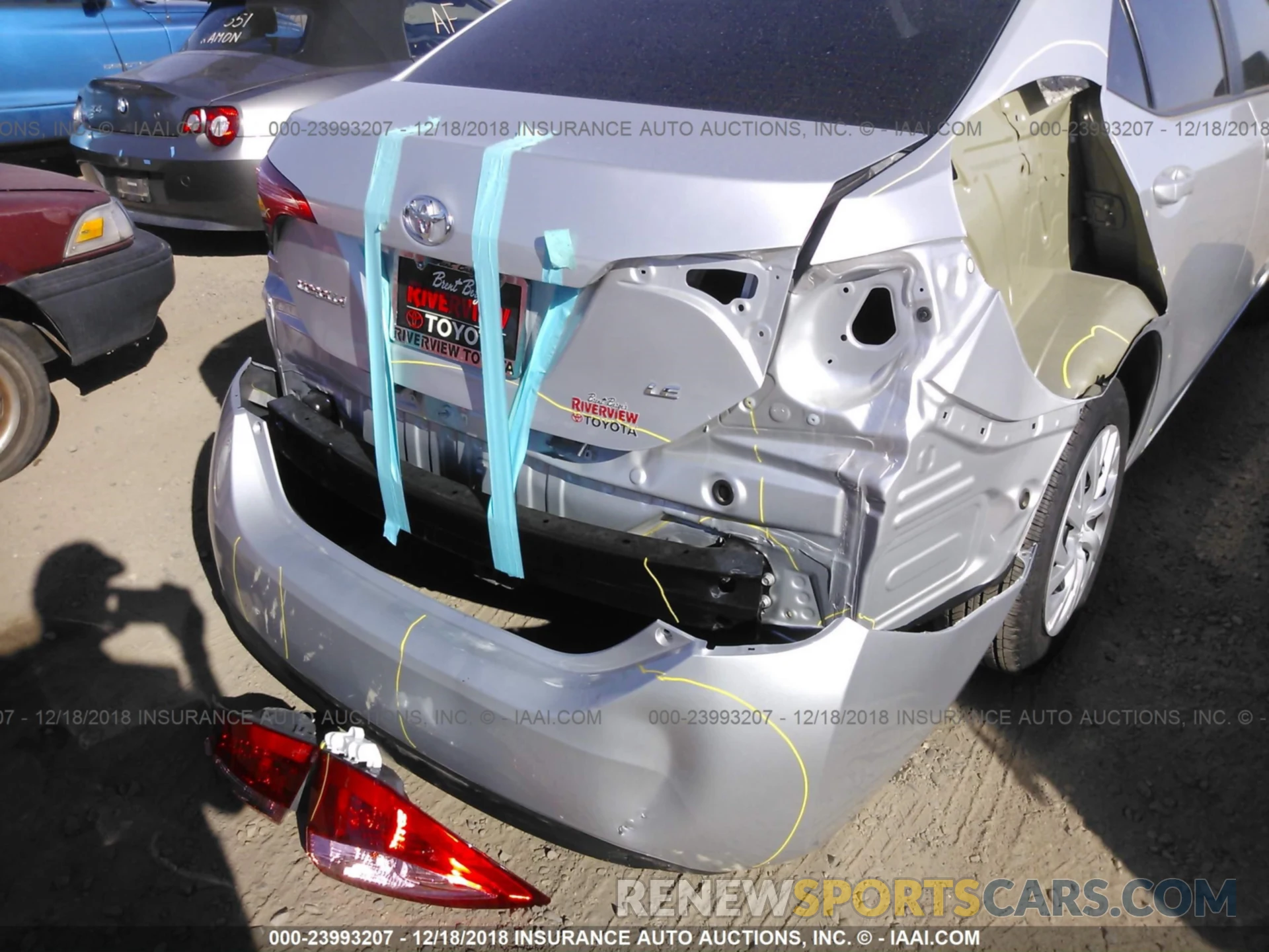 6 Photograph of a damaged car 5YFBURHE2KP865899 TOYOTA COROLLA 2019