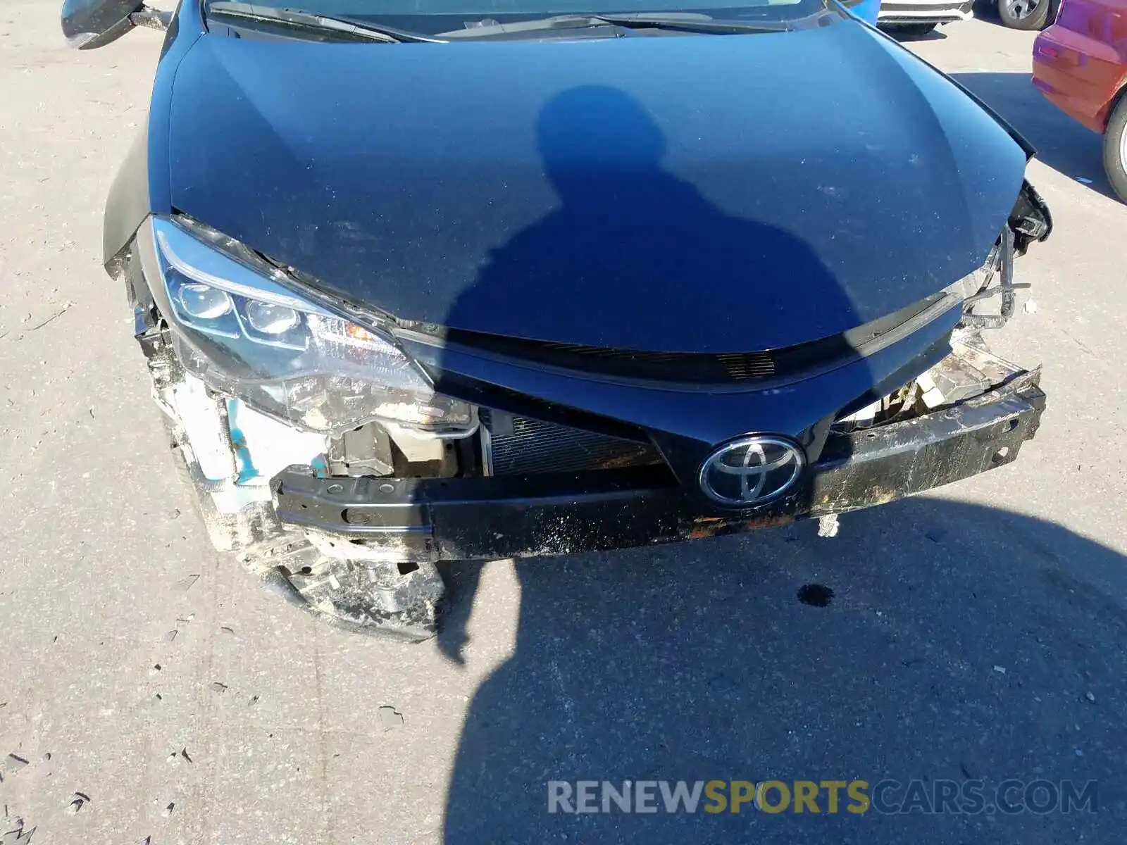 9 Photograph of a damaged car 5YFBURHE2KP866809 TOYOTA COROLLA 2019