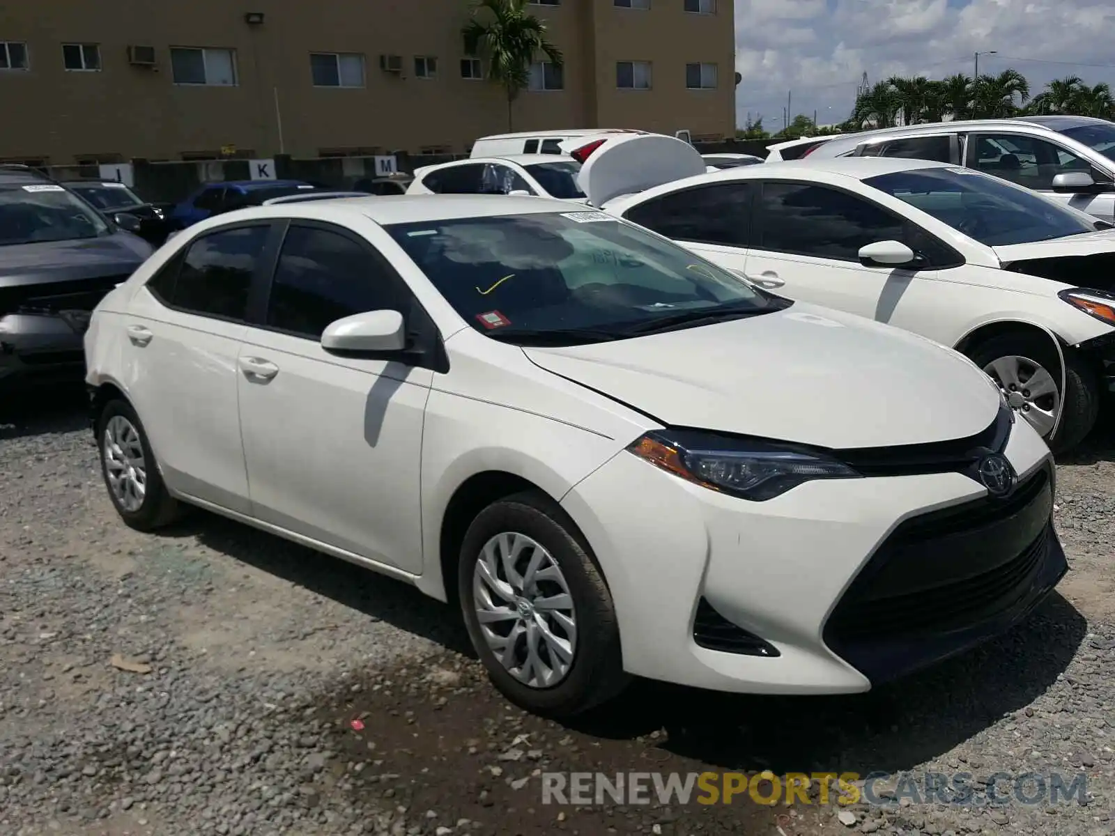 1 Photograph of a damaged car 5YFBURHE2KP867524 TOYOTA COROLLA 2019