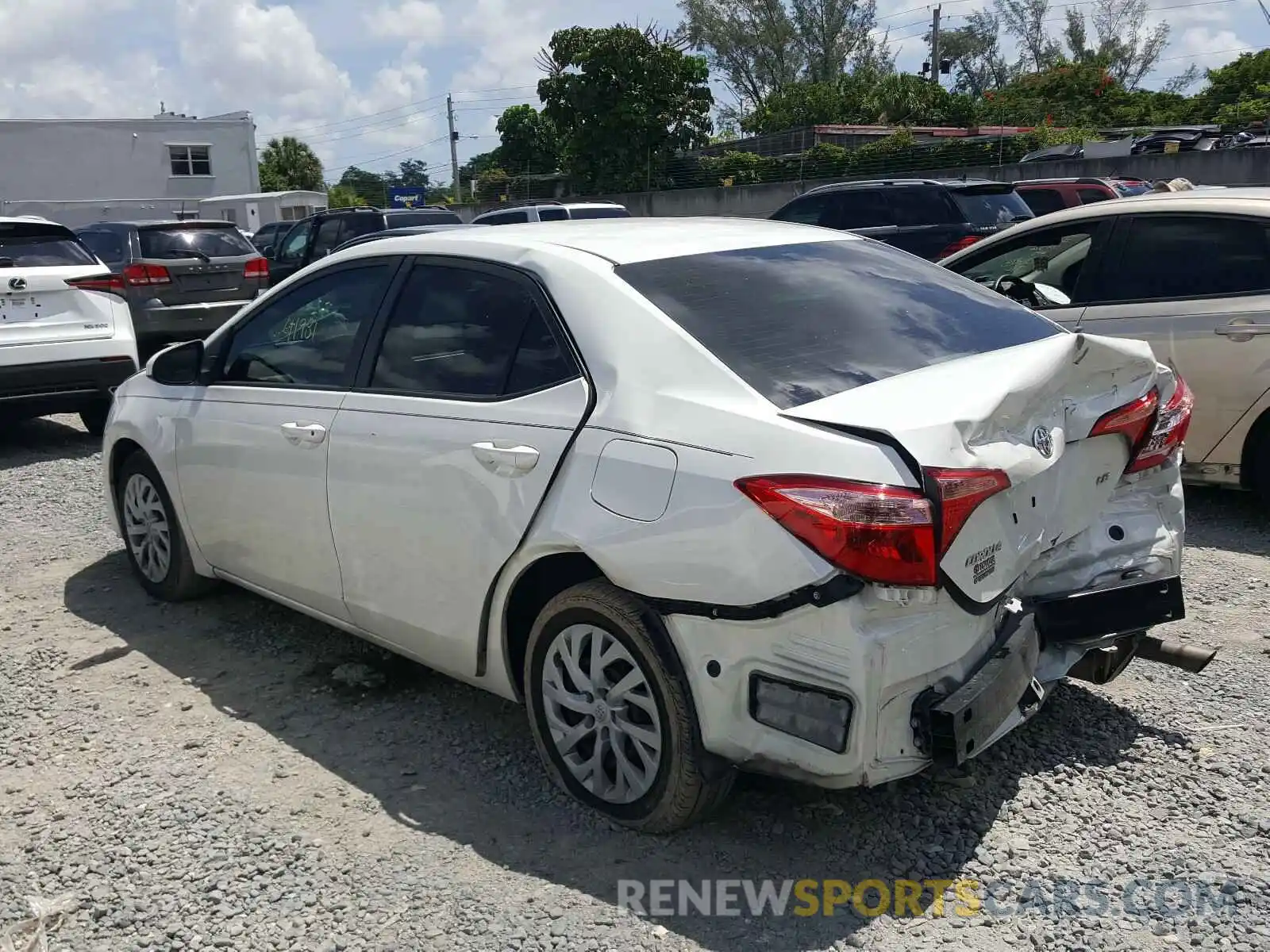 3 Фотография поврежденного автомобиля 5YFBURHE2KP867524 TOYOTA COROLLA 2019