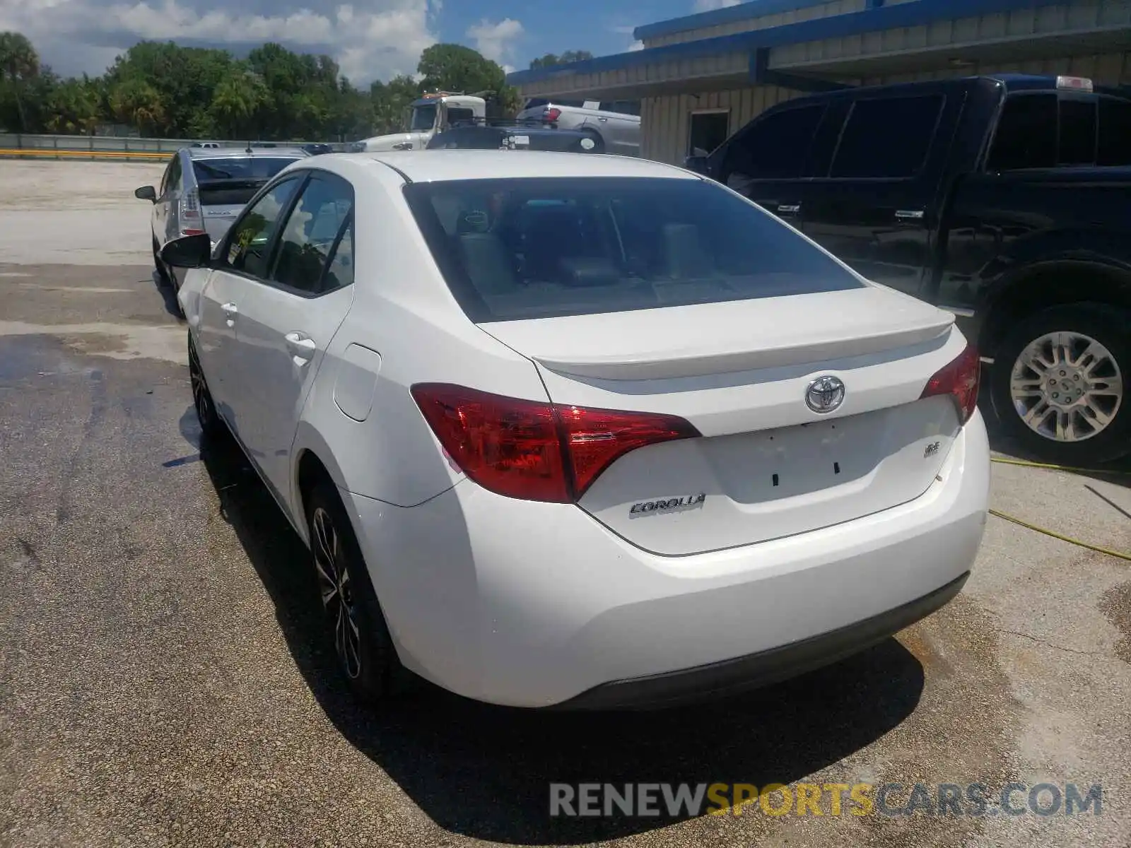 3 Photograph of a damaged car 5YFBURHE2KP867782 TOYOTA COROLLA 2019