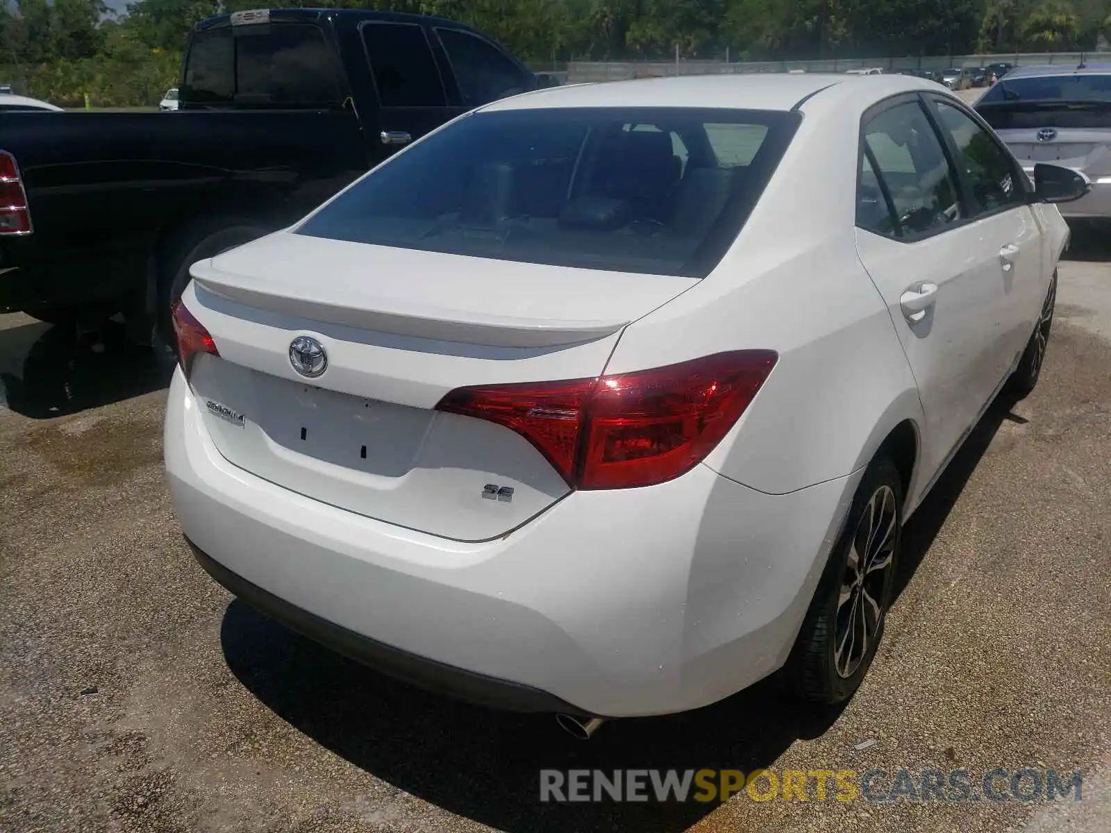 4 Photograph of a damaged car 5YFBURHE2KP867782 TOYOTA COROLLA 2019