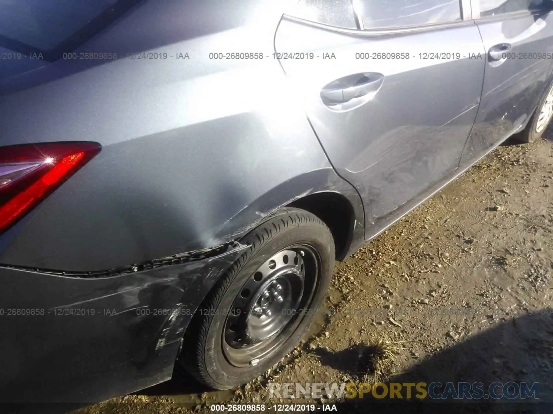 6 Photograph of a damaged car 5YFBURHE2KP868186 TOYOTA COROLLA 2019