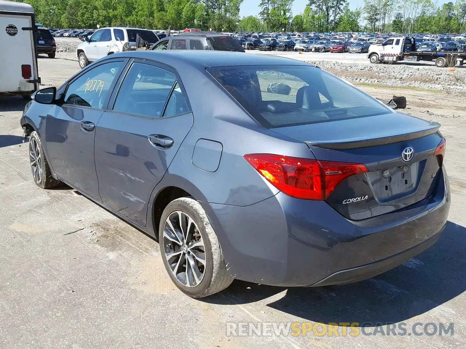 3 Photograph of a damaged car 5YFBURHE2KP869466 TOYOTA COROLLA 2019