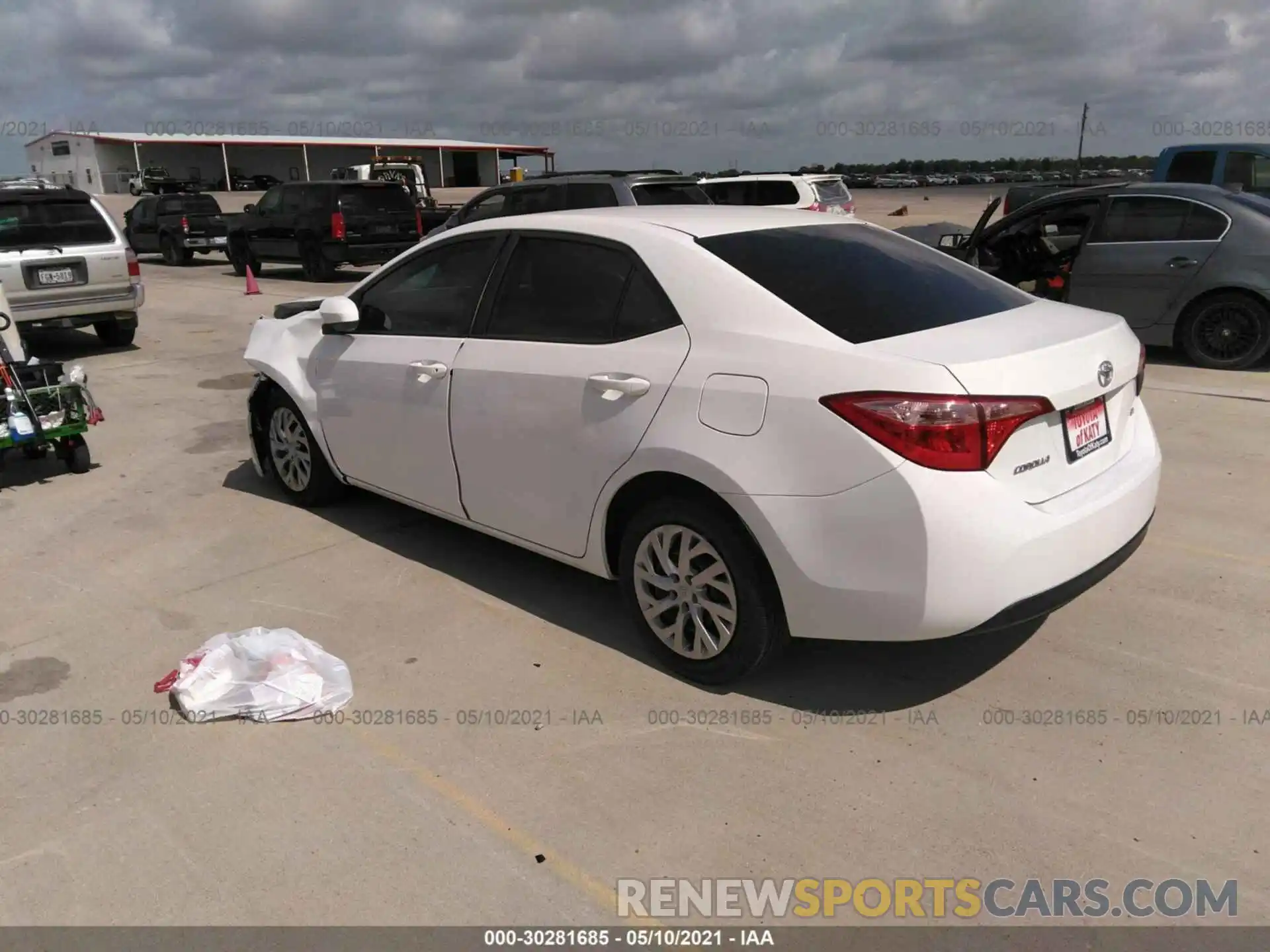 3 Photograph of a damaged car 5YFBURHE2KP869676 TOYOTA COROLLA 2019