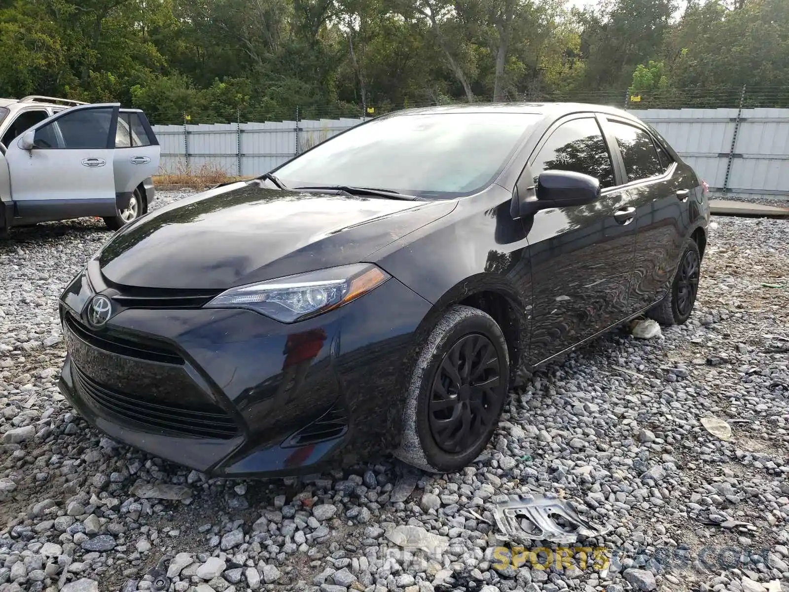 2 Photograph of a damaged car 5YFBURHE2KP870293 TOYOTA COROLLA 2019