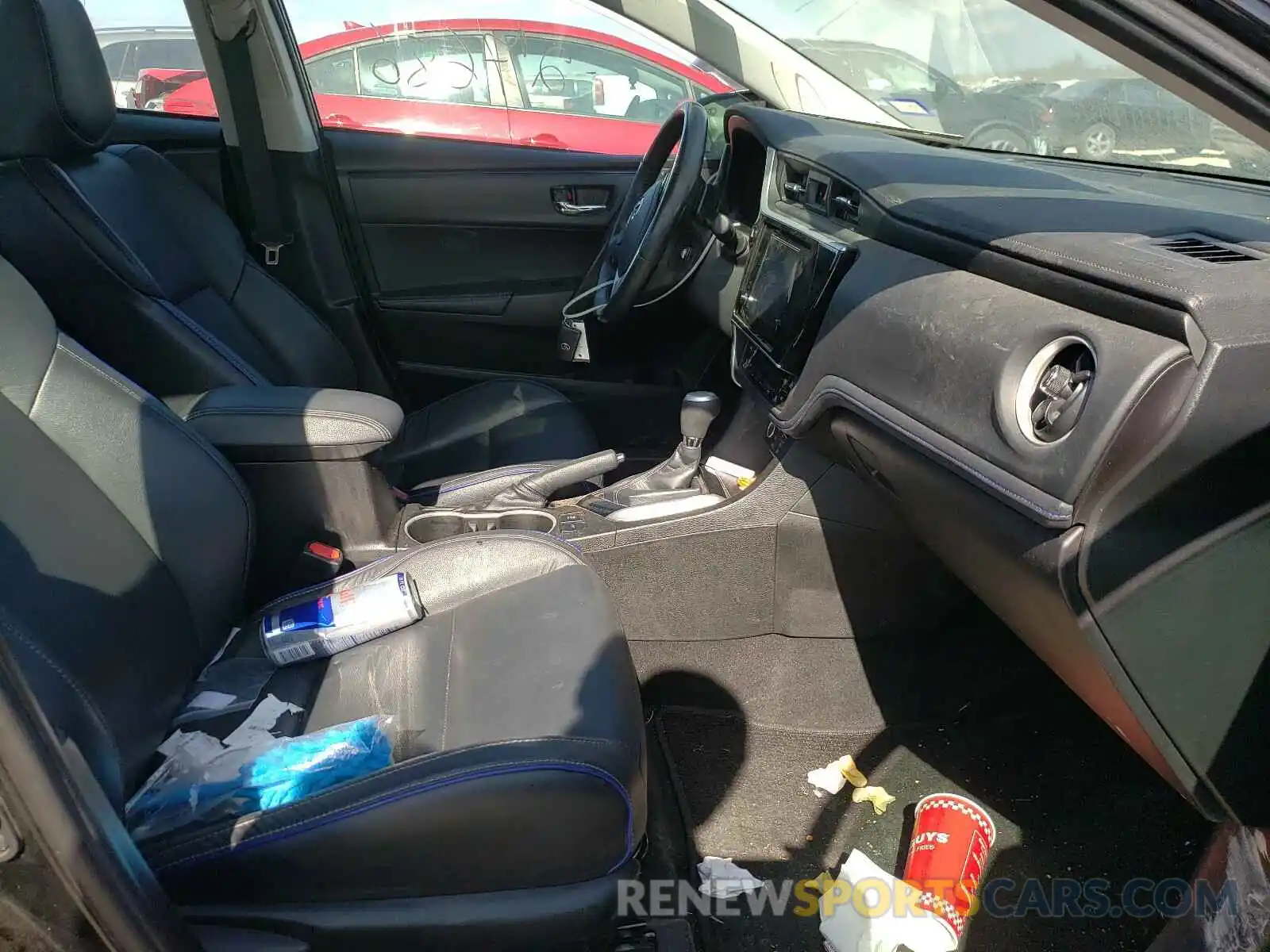 5 Photograph of a damaged car 5YFBURHE2KP870651 TOYOTA COROLLA 2019