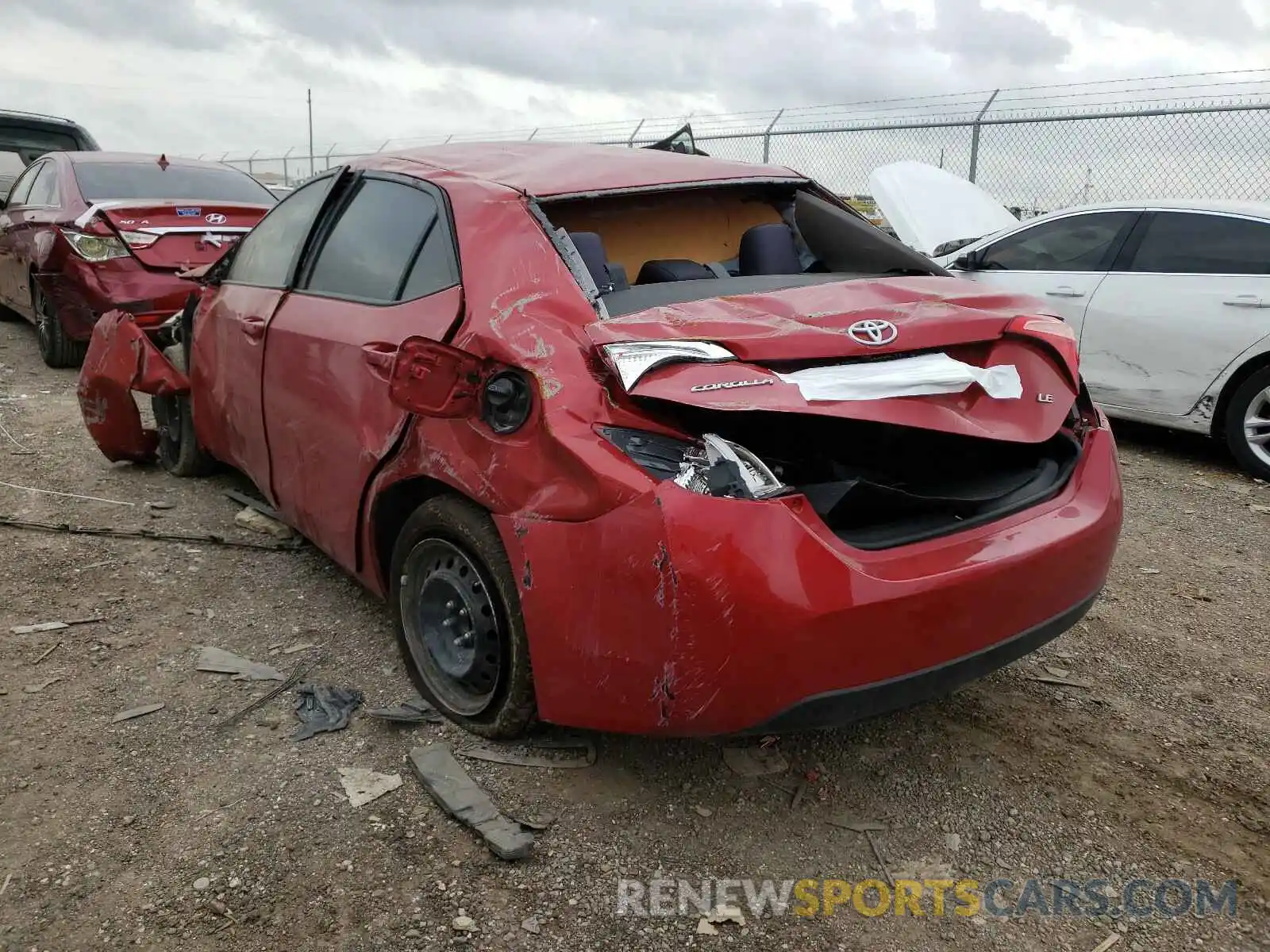 3 Photograph of a damaged car 5YFBURHE2KP871217 TOYOTA COROLLA 2019