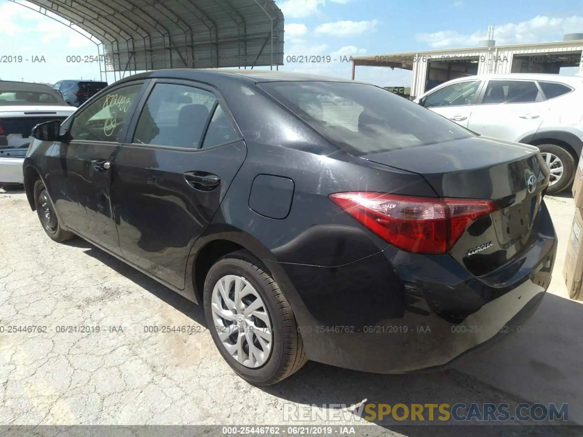 3 Photograph of a damaged car 5YFBURHE2KP872433 TOYOTA COROLLA 2019