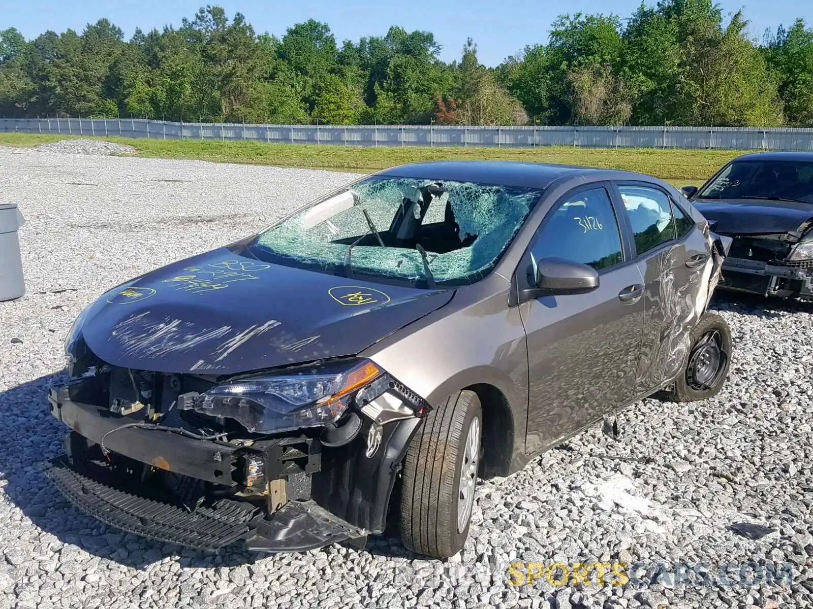 2 Photograph of a damaged car 5YFBURHE2KP872917 TOYOTA COROLLA 2019