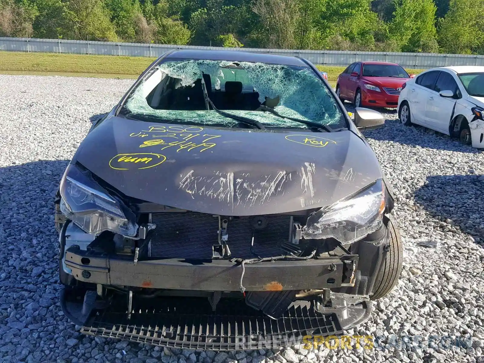 9 Photograph of a damaged car 5YFBURHE2KP872917 TOYOTA COROLLA 2019