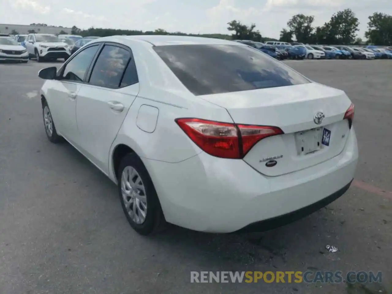 3 Photograph of a damaged car 5YFBURHE2KP873212 TOYOTA COROLLA 2019