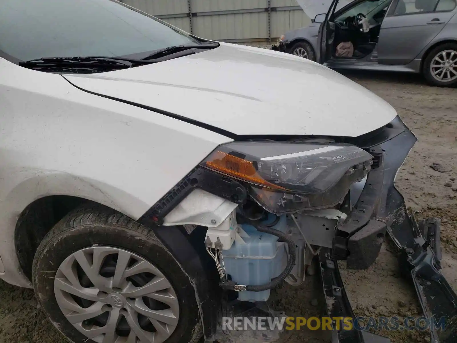 9 Photograph of a damaged car 5YFBURHE2KP874327 TOYOTA COROLLA 2019