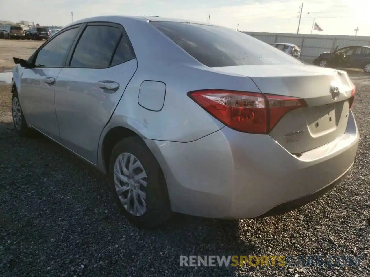 3 Photograph of a damaged car 5YFBURHE2KP875459 TOYOTA COROLLA 2019