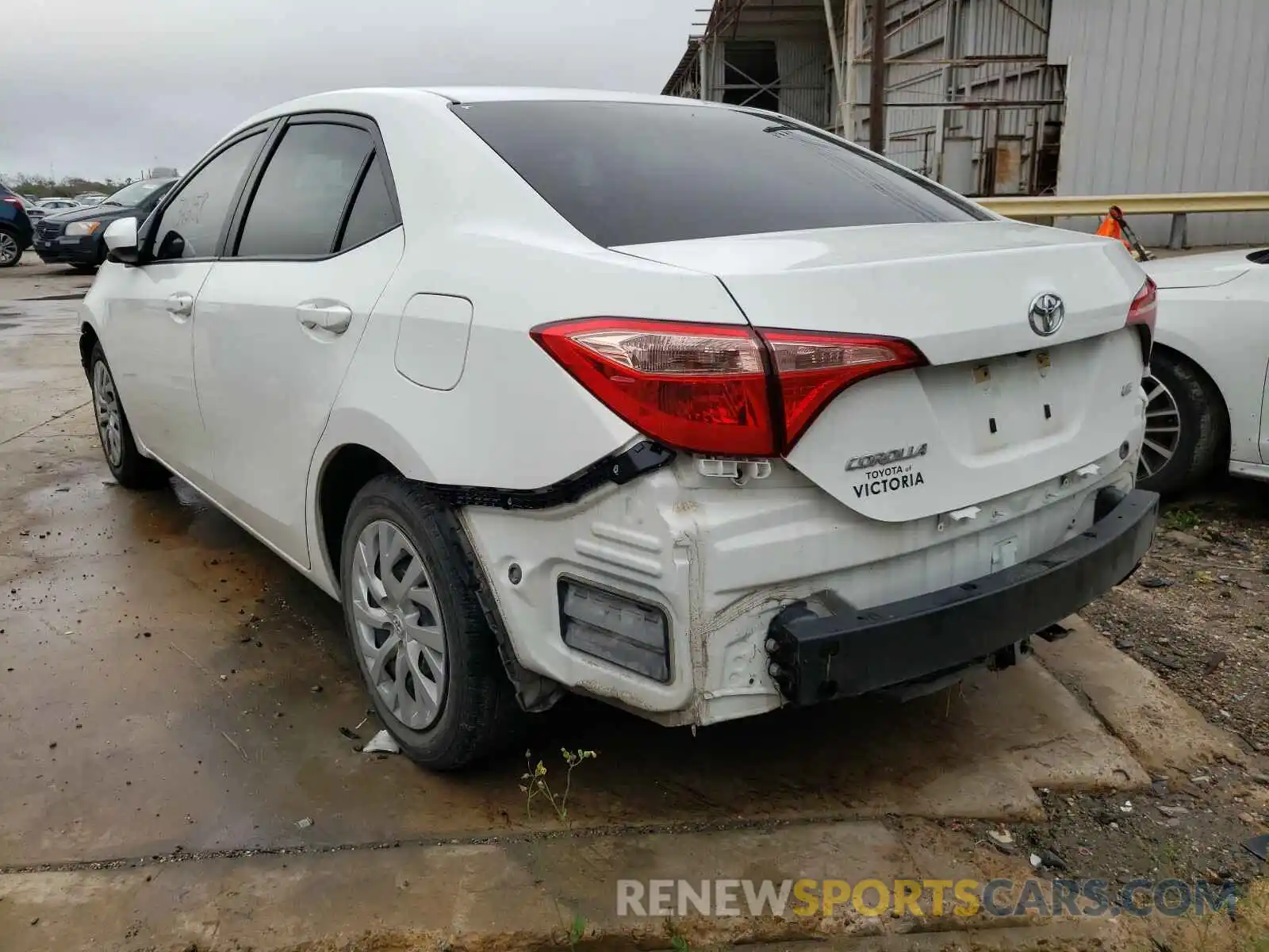 3 Photograph of a damaged car 5YFBURHE2KP876093 TOYOTA COROLLA 2019