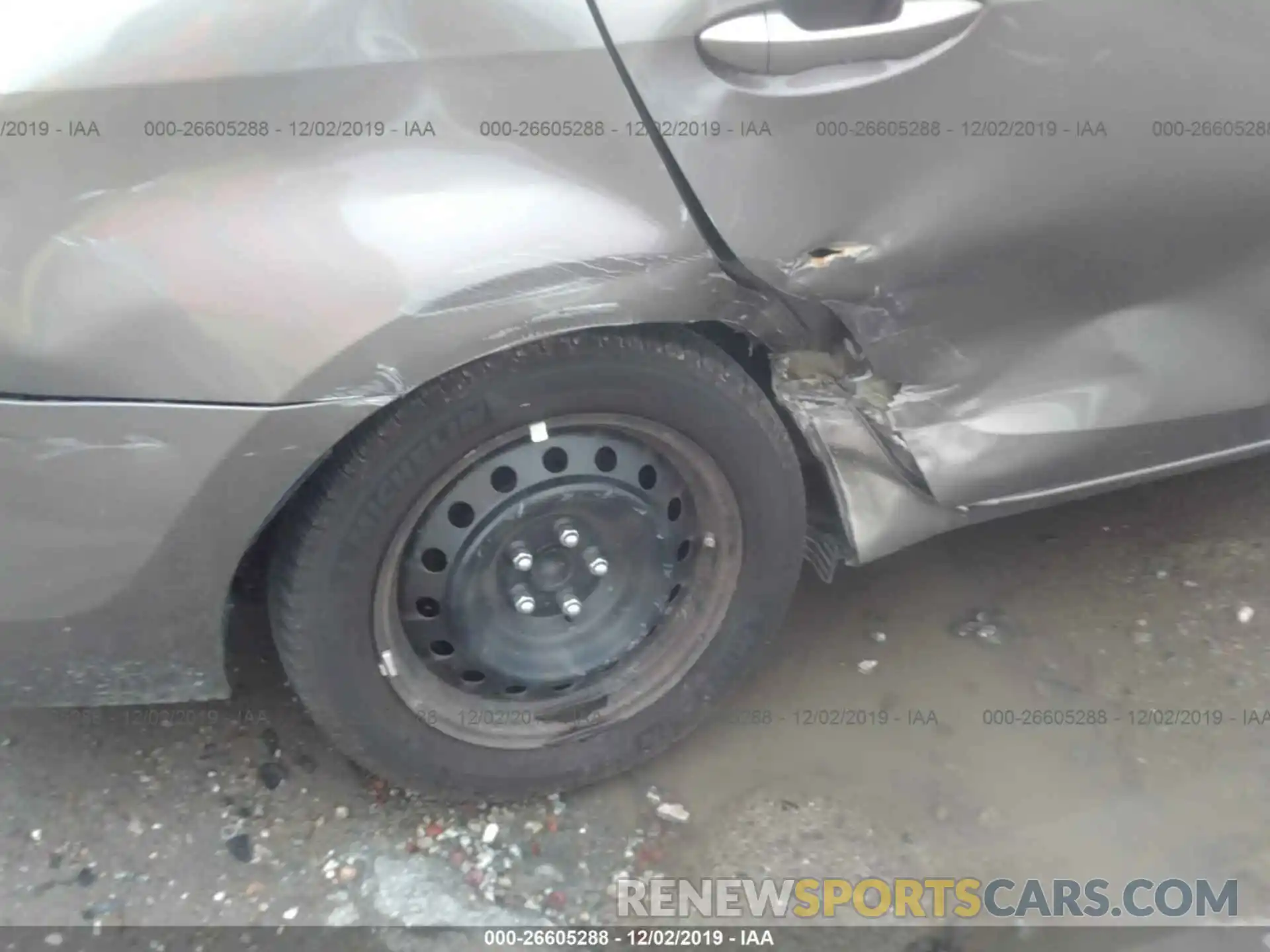 6 Photograph of a damaged car 5YFBURHE2KP876689 TOYOTA COROLLA 2019