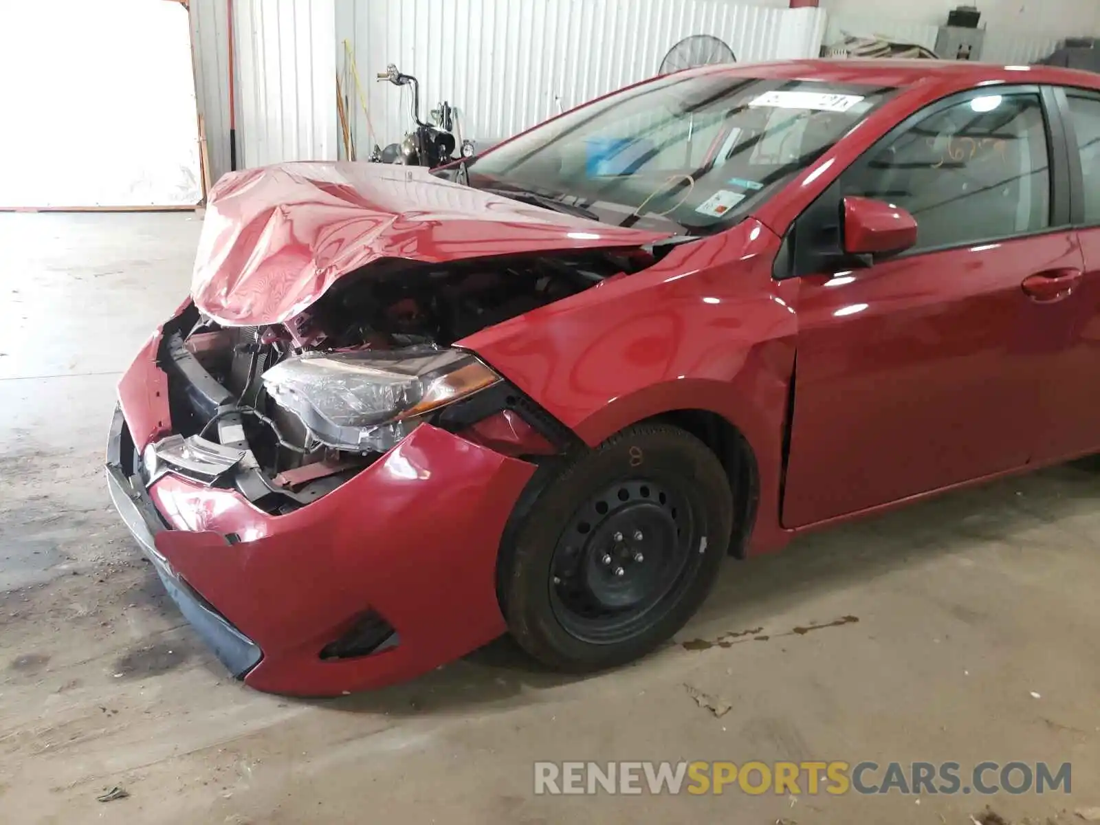 9 Photograph of a damaged car 5YFBURHE2KP876935 TOYOTA COROLLA 2019